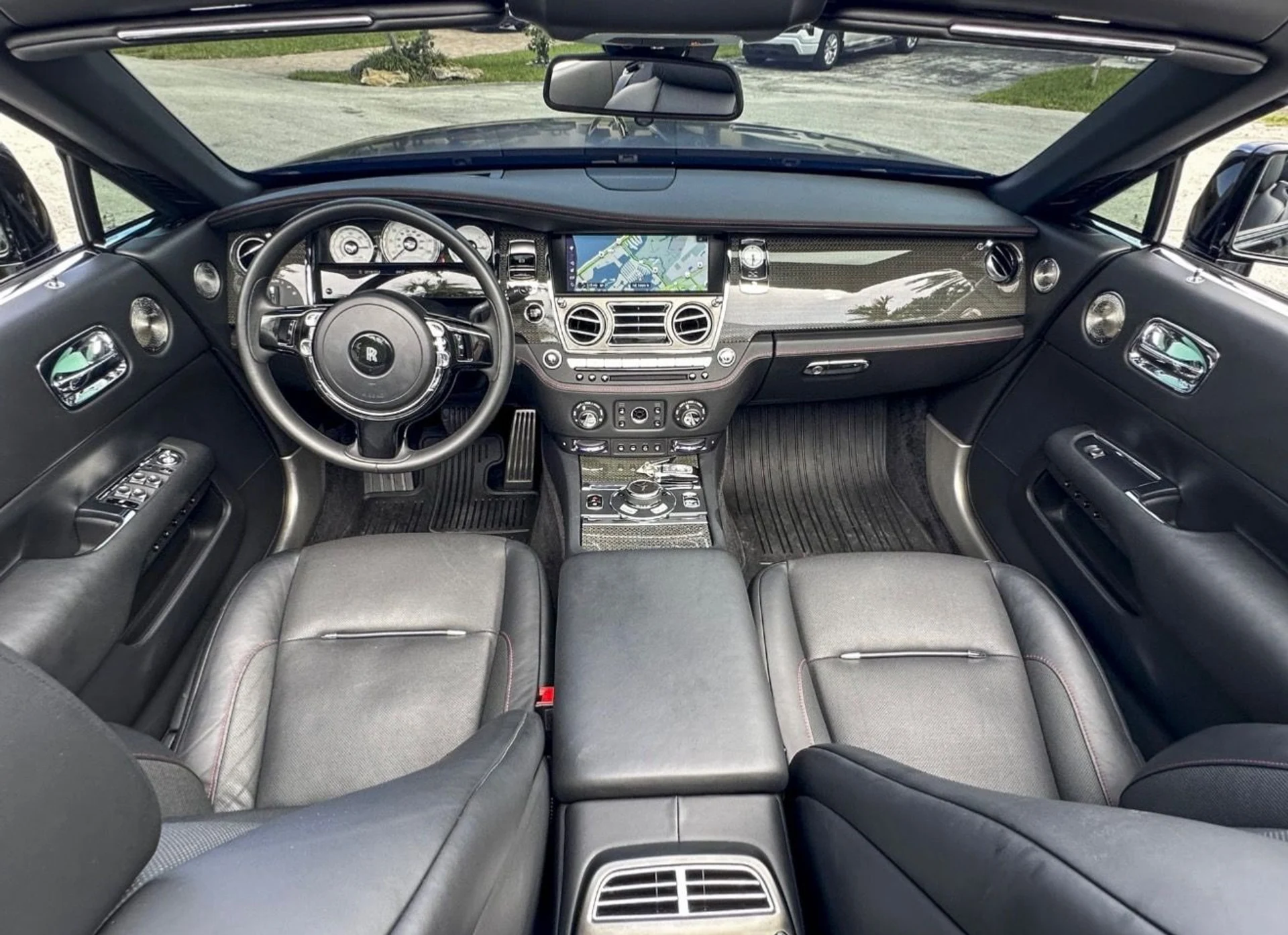 mph016_242828016_Used_2020_Rolls_Royce_Dawn_Black_Badge_1765830393_e9e0b659c7