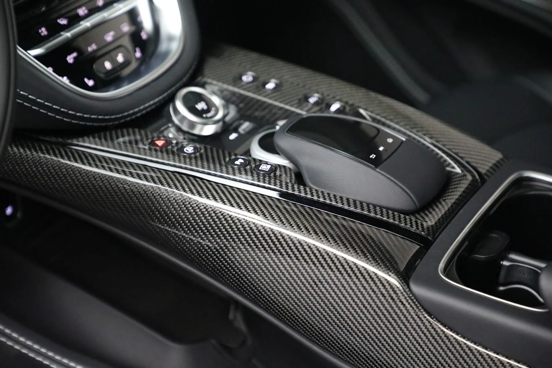 mph016_2432398332_Used_2023_Aston_Martin_DBX_707_1682624534_e7fc2c1f9c