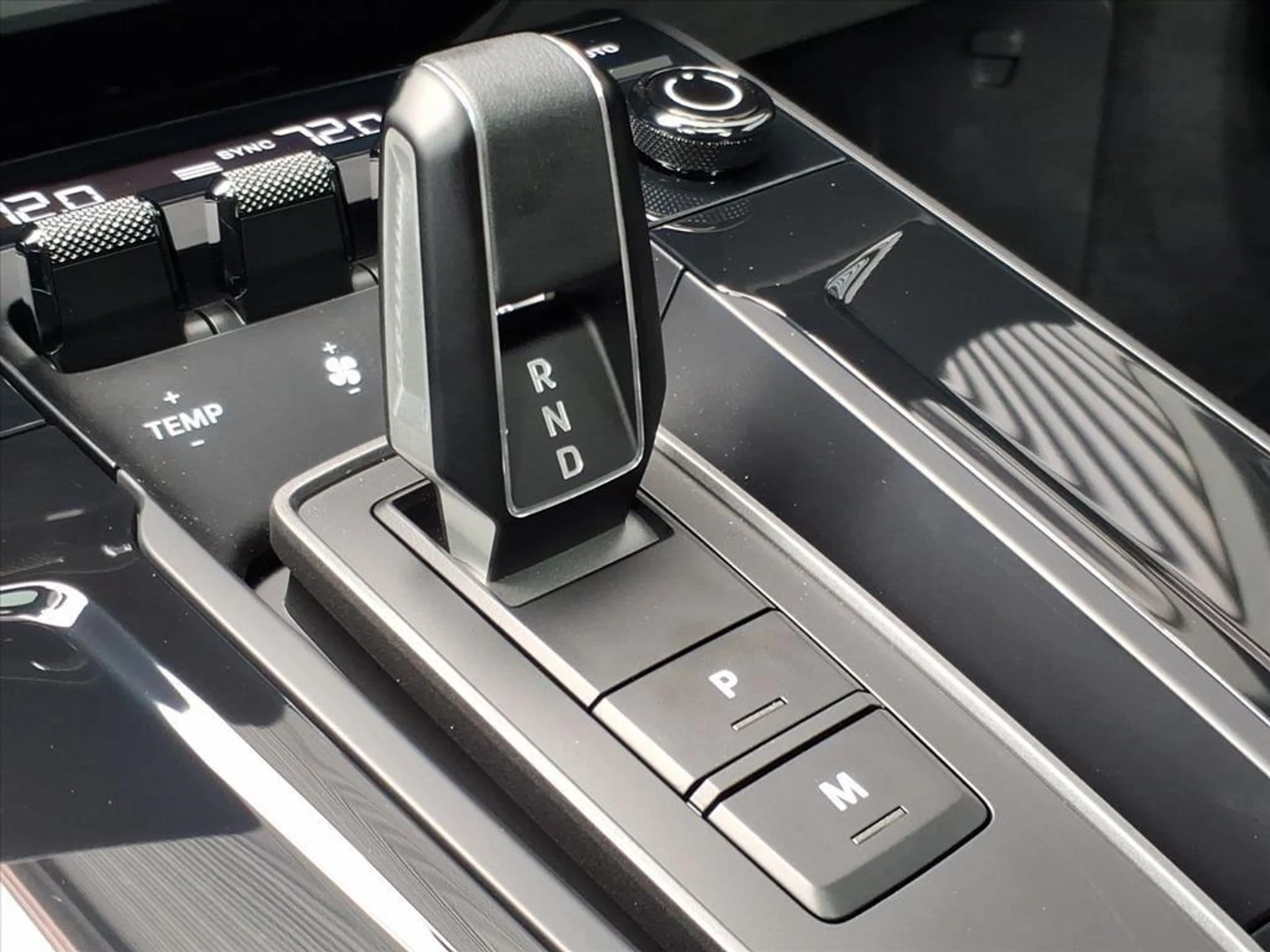 mph016_2435480358_42b8cf68deec7bb4f07a29857b3c9b43_1ef1ac4fab