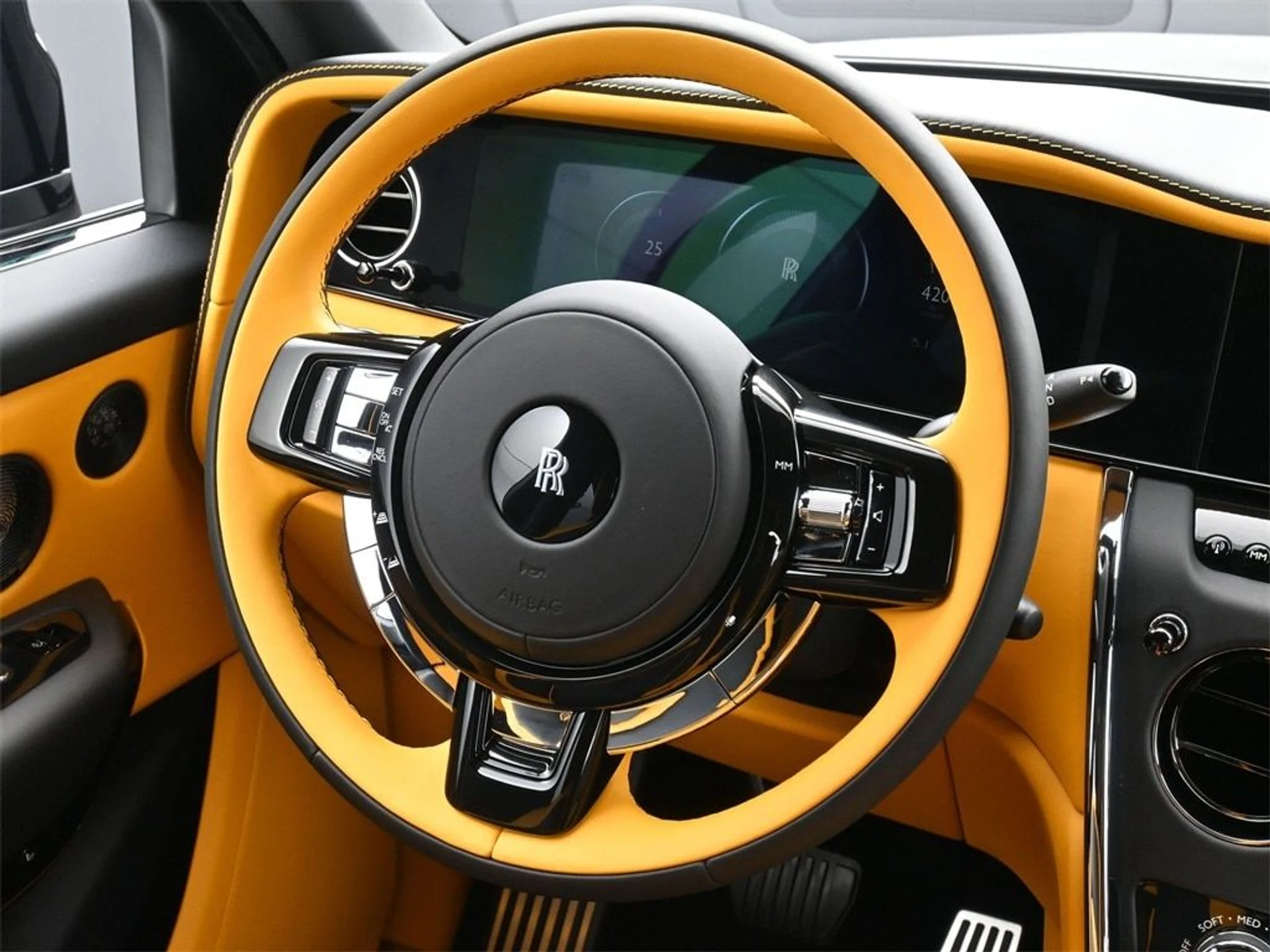 mph016_2439020044_147adf6ae20e3c6a1eae84db3bf7f110x_ee7e2bbc24