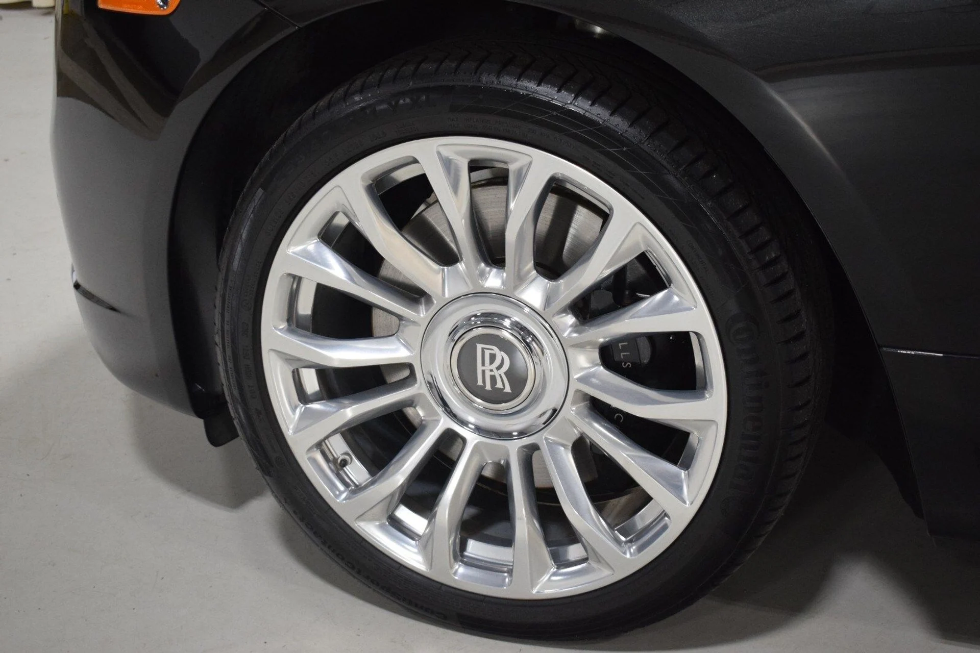 mph016_2448099353_00b0f4fc4ede0754f1aad38beeb6100ax_c8e44238c2