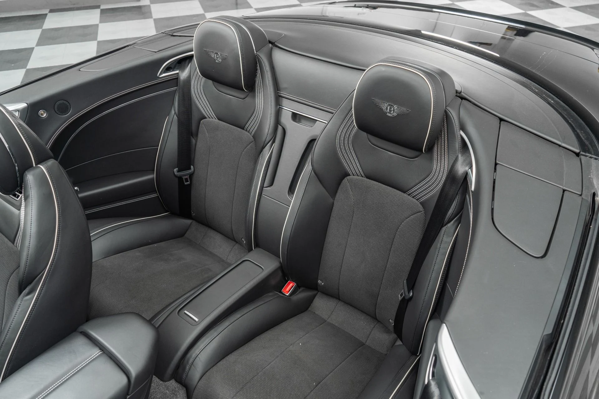 mph016_2453290353_Used_2023_Bentley_Continental_GTC_S_V8_1775843308_b5968cce33