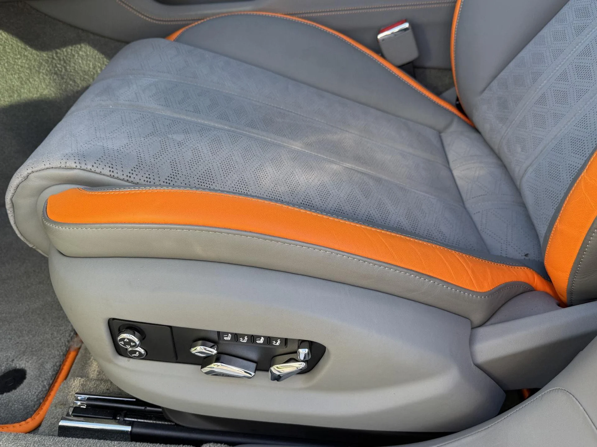 mph016_2457588074_87e2b7fb6b81057de68ebb68c36daeb5_6e154fce33