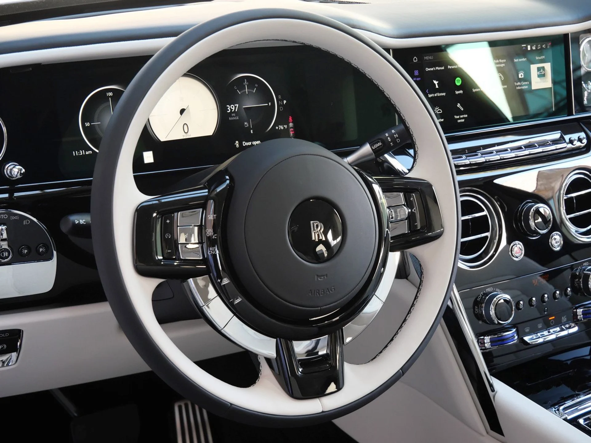 mph016_2457589812_428c1c1fd73c166e6931c5631e4808afx_aae2bc9039