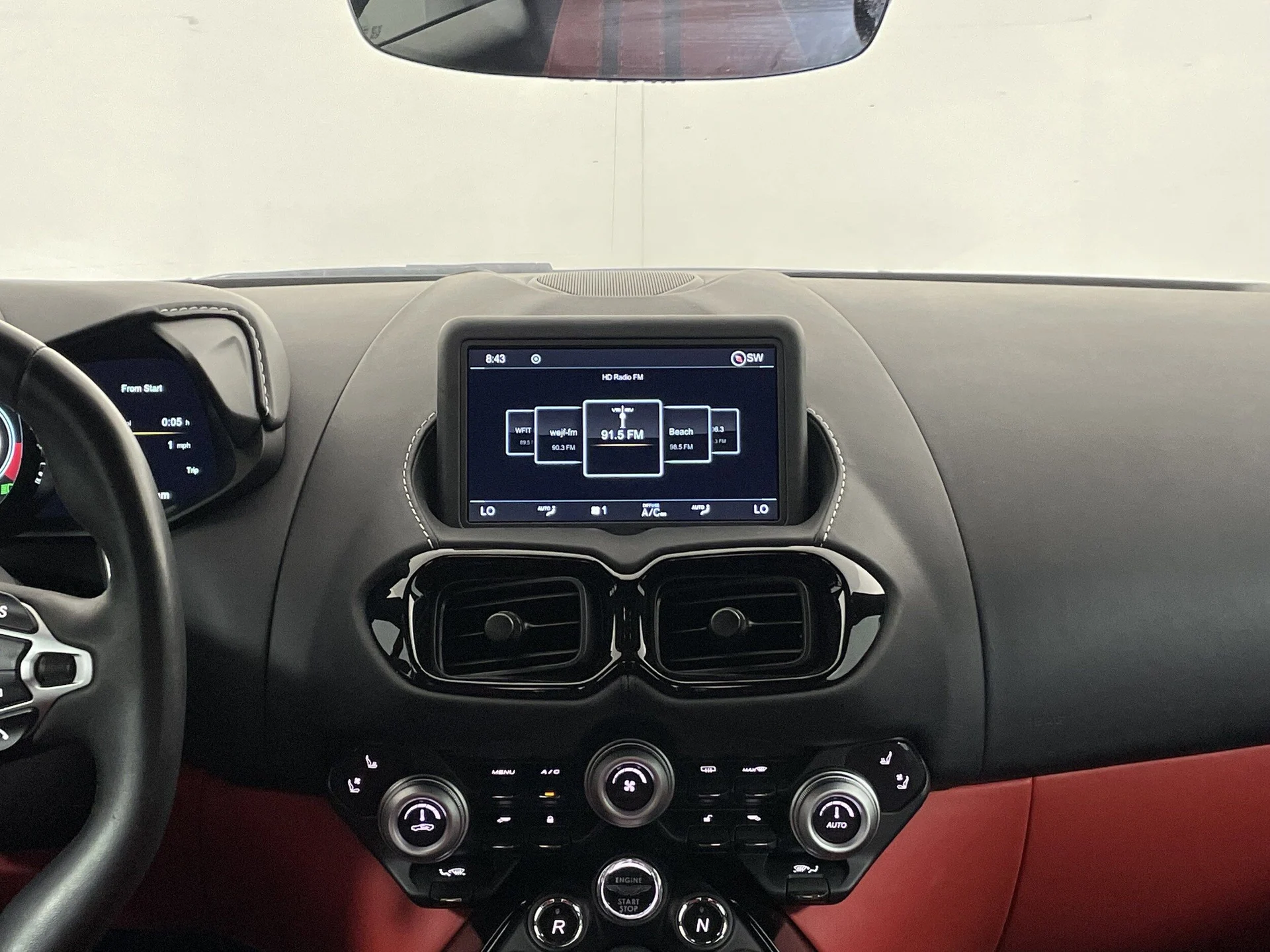 mph016_2463872334_efa9b2e329bf39cce3b8889c64e76c99x_c9d1a2e150