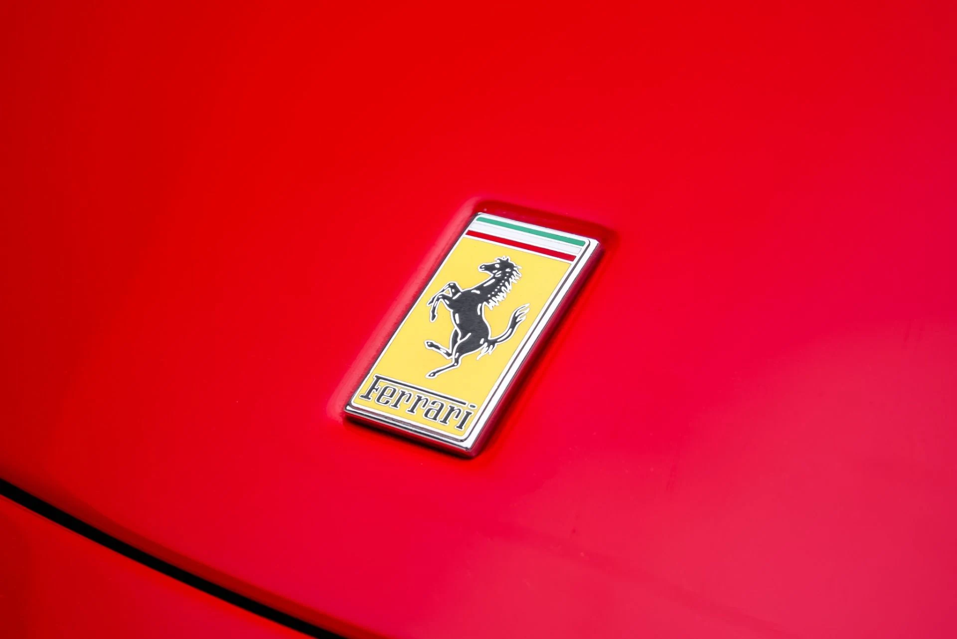 mph016_246607557_Used_2004_Ferrari_360_Spider_1772051190_b8fa4cb02c