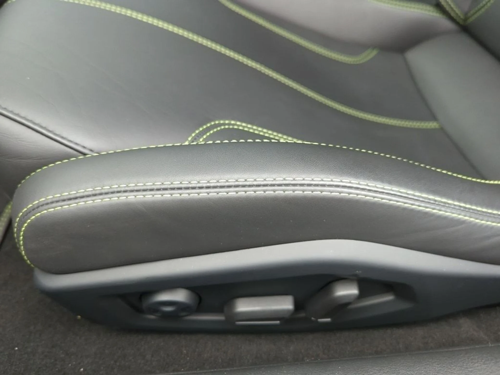 mph016_2466559606_eba7f2a7d4de6074316c4ce16dbb3301x_136f7d527c