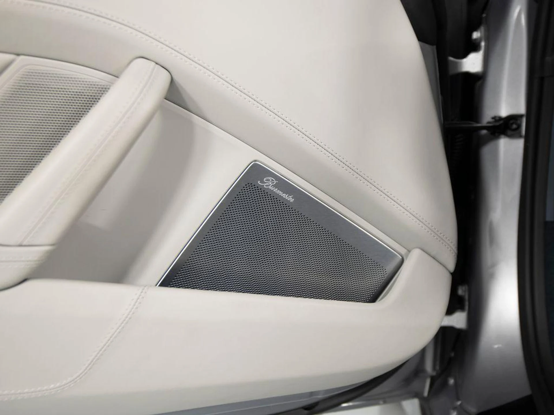 mph016_2467662179_Enm_BXGJ_87_Z20g_X0du4_Xk_V_Zvgl_Vs_b64b07554c