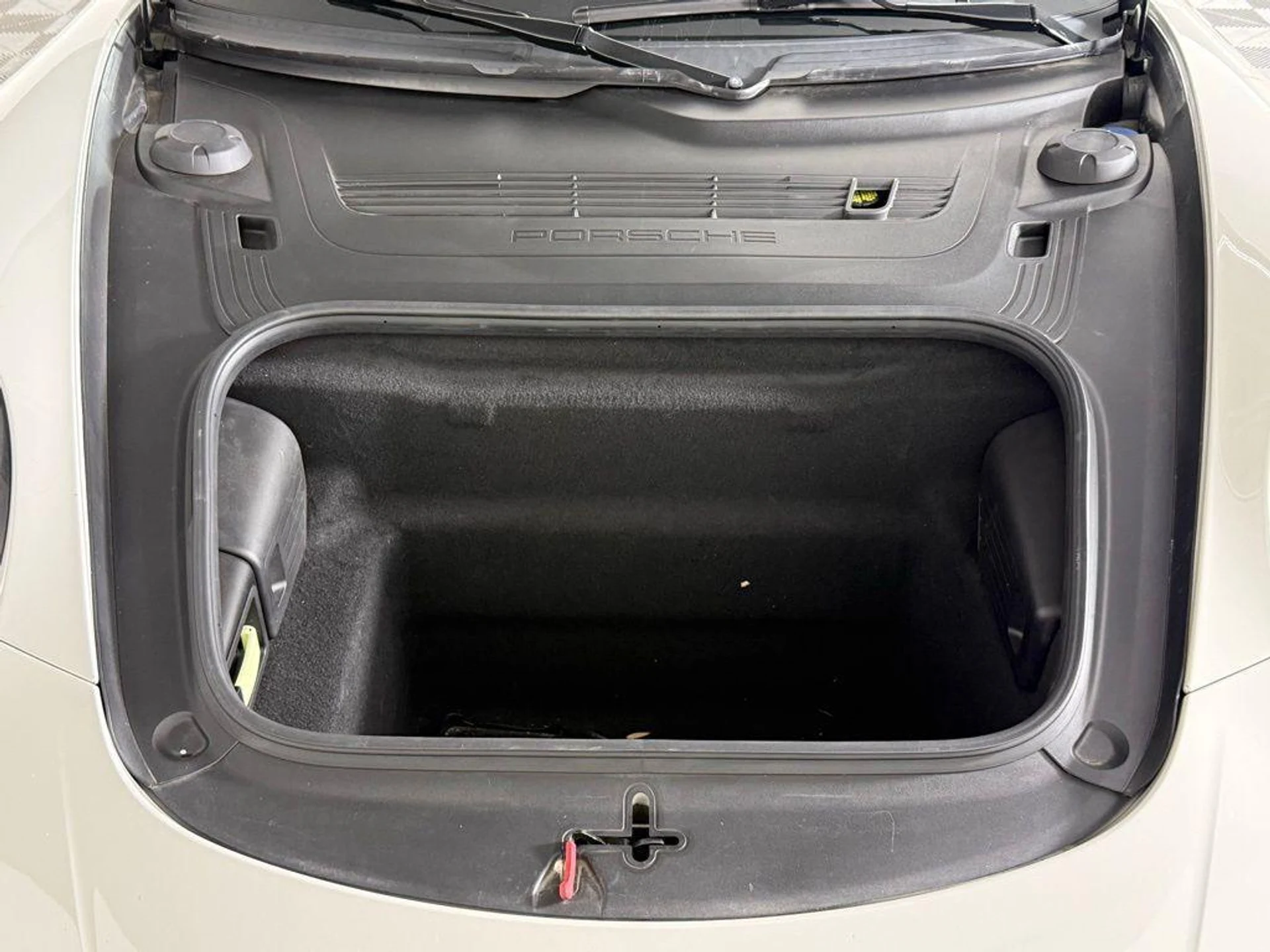 mph016_2471266580_sq_M_Wor_SM_Bn7dj_Vo_Oi_Efn9bz_Zczc_cedd2c14a7