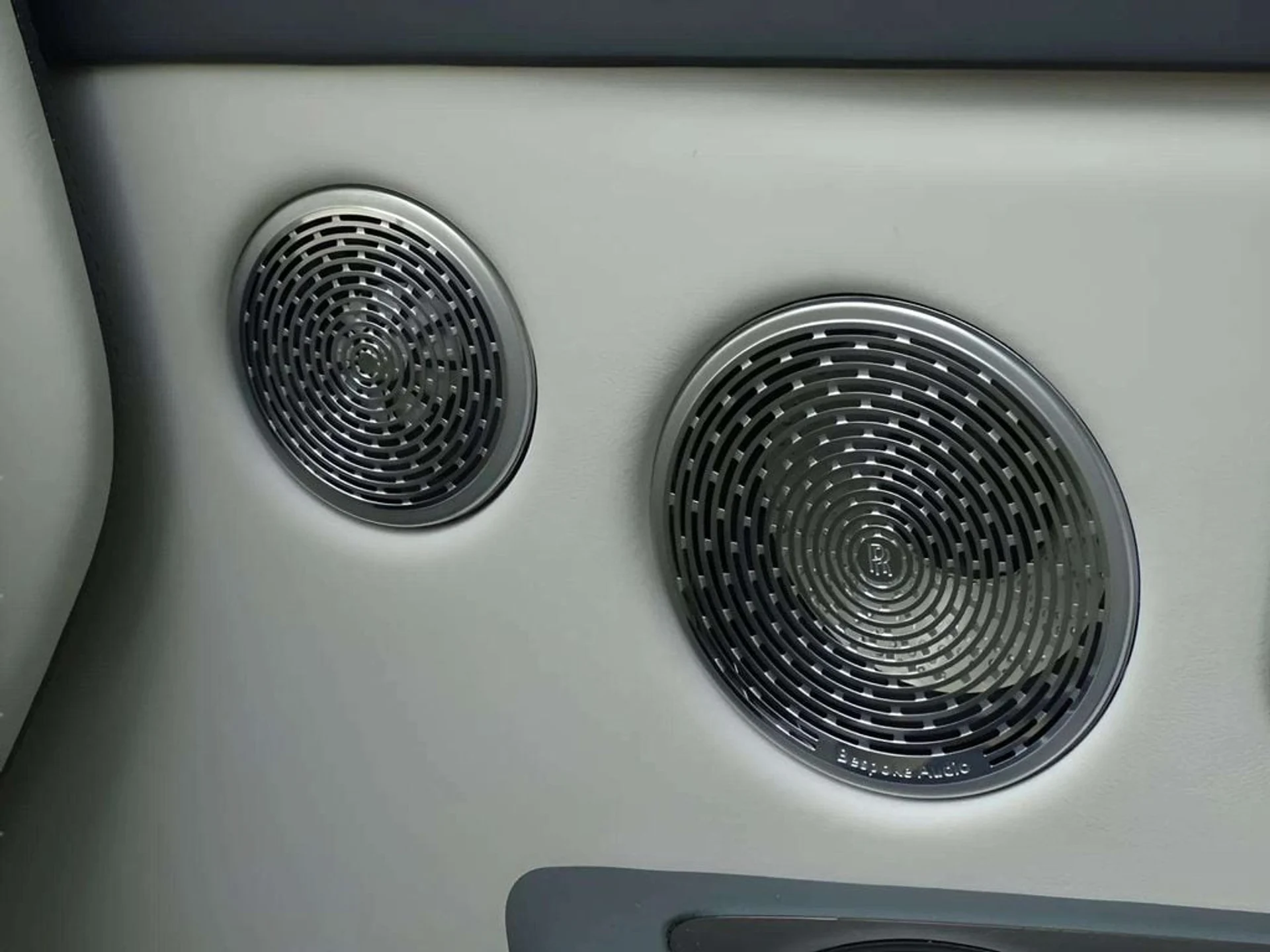 mph016_247757539_6b5e780bd5ad5fba49f2069a83e44322x_c403376ddb