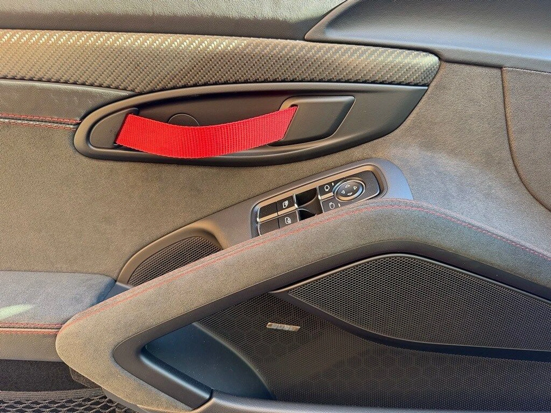 mph016_2479871380_17e3a376c925a2c33010d30c1dbbcc39x_1336daad02