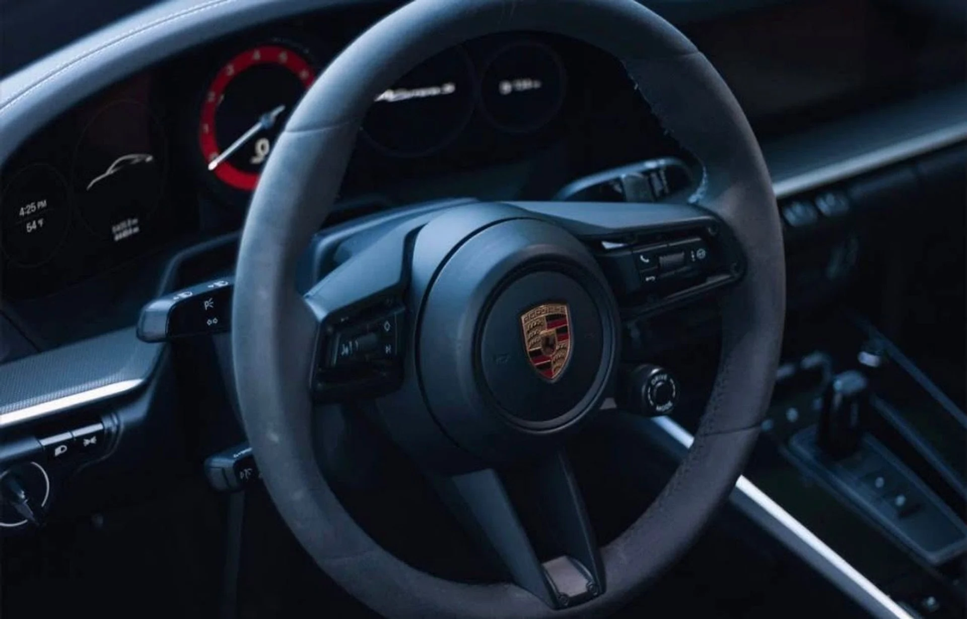 mph016_2480529172_Used_2020_Porsche_911_Carrera_S_1767650856_b379e5a89e