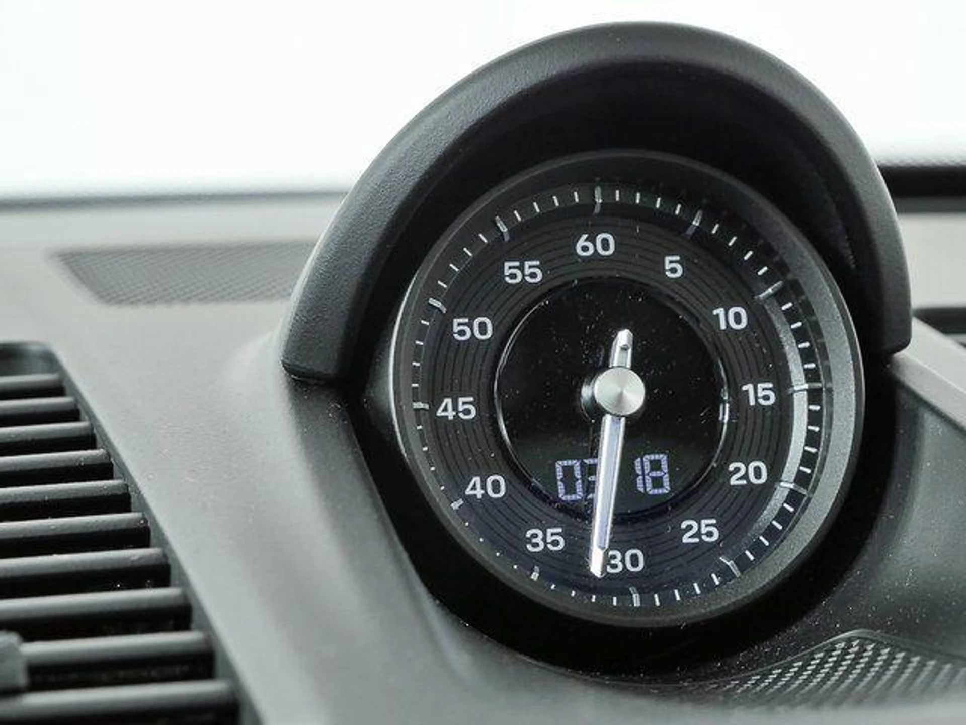 mph016_2487458311_NSZ_1_R1_Hm_0_Yp_Z1zo_JK_Xm_P_Vzx_Cw_7e5a11a7ba