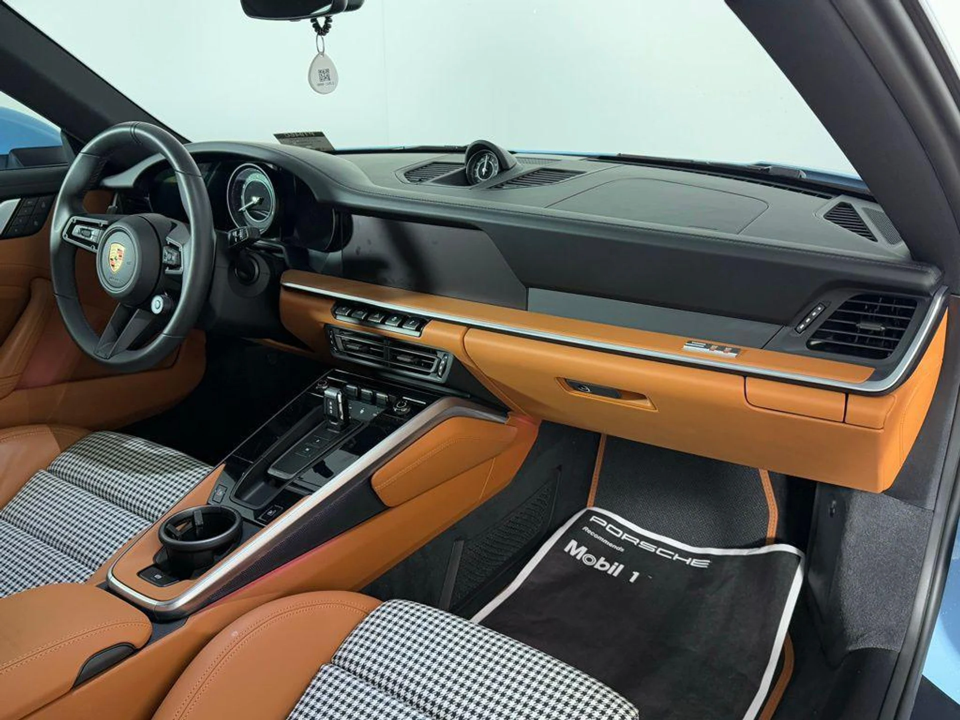 mph016_2495964125_Aenfo7_Lkpg_YA_5_Lujfgb_I3k_V3yp_A_a9145991a2