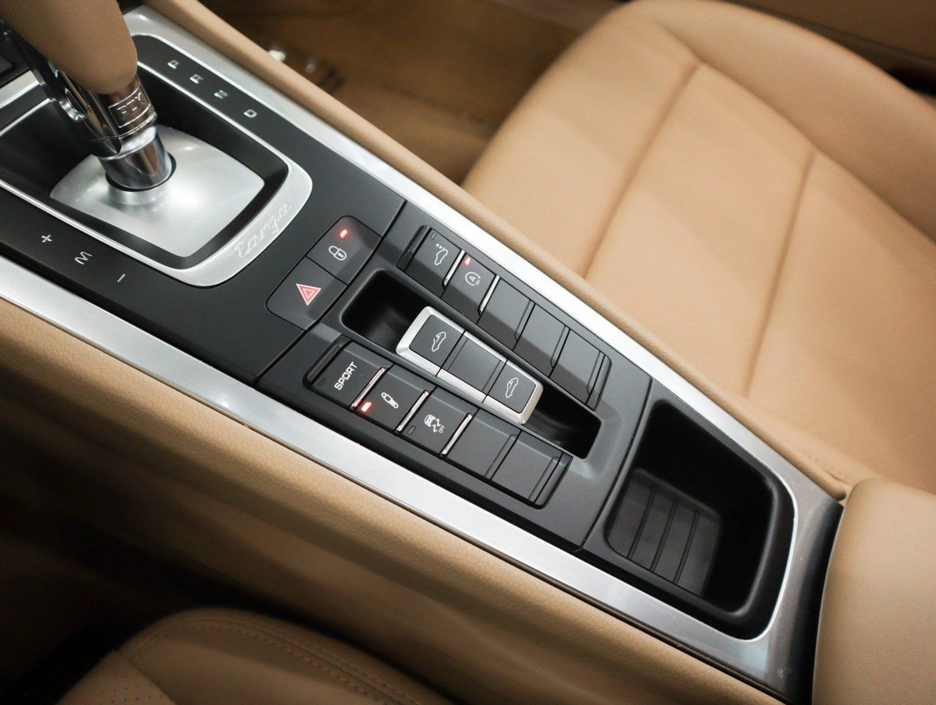 mph016_2500428477_4cbb9f9470bef8bf72f0de367b9adb61_a70414c947