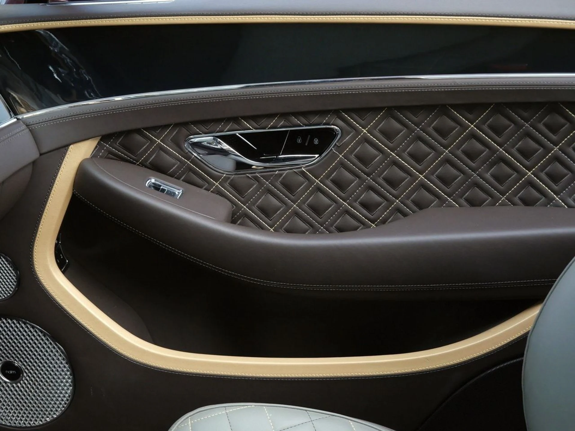 mph016_2501916554_8f48be01e394392e659dc5afc2f7b641x_a4d26087e2