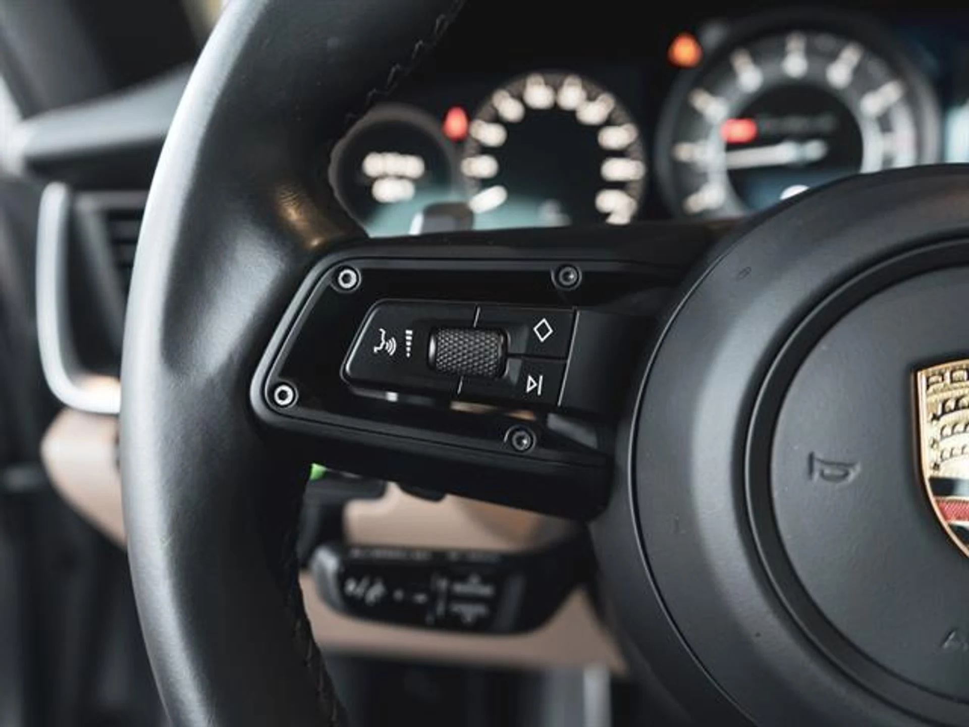 mph016_2506678332_w_u_Pr58_AL_Fe_PN_Ei5mqnncniv_Ao4_10e3ec75be