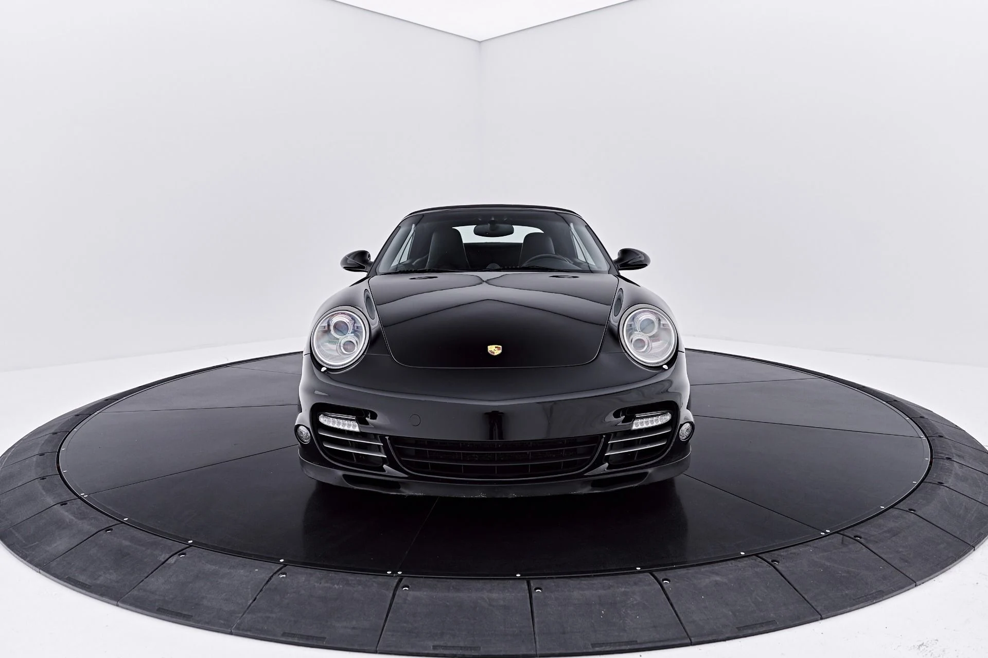 mph016_2507633133_Used_2010_Porsche_911_Turbo_1785431114_93490aa9be