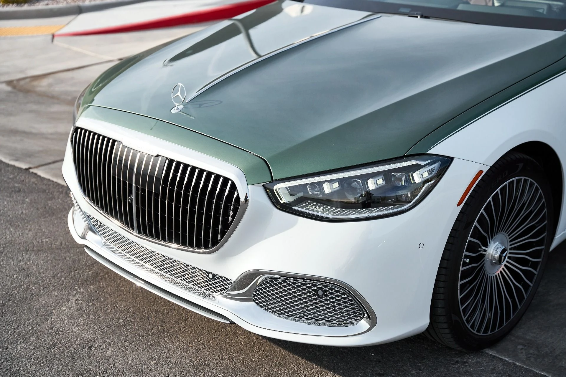 mph016_2509434577_Used_2026_Mercedes_Benz_S_Class_Maybach_S_680_1766455523_ed727a9cf6