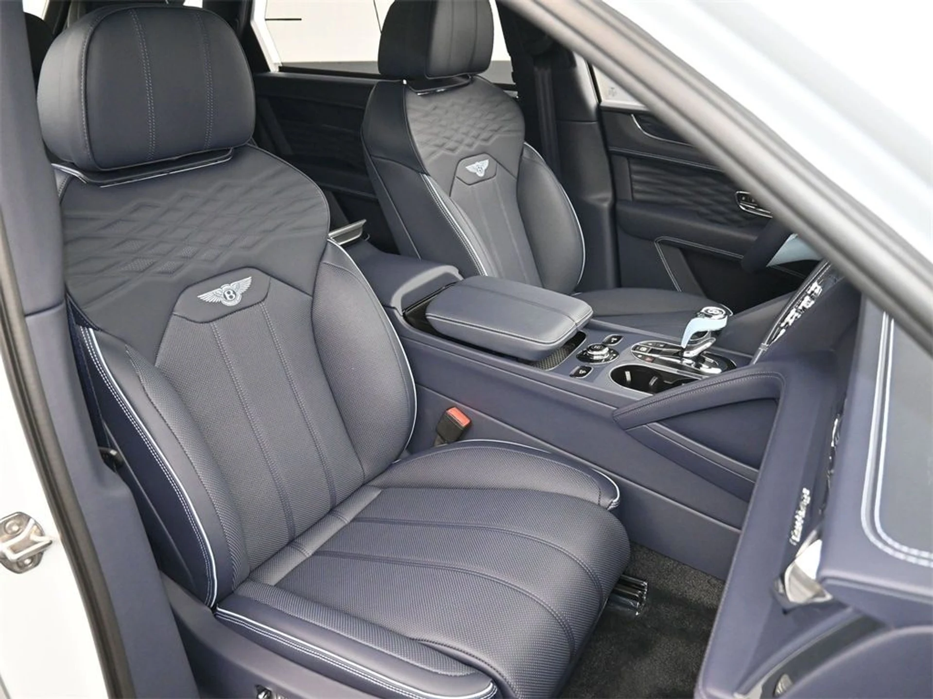 mph016_2511775699_0380a4d4e19344c2a1666f0087314f16x_8f3ffc0495