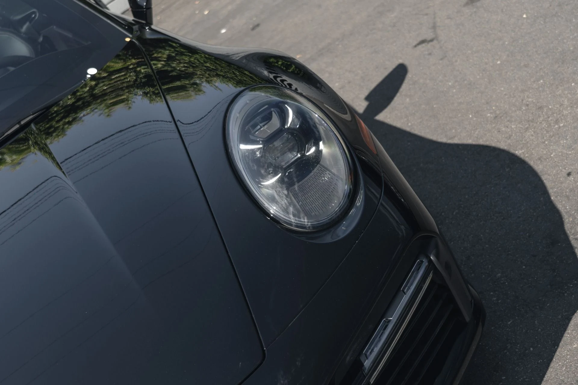 mph016_2513232794_Used_2021_Porsche_911_Turbo_S_1758742195_297621760d