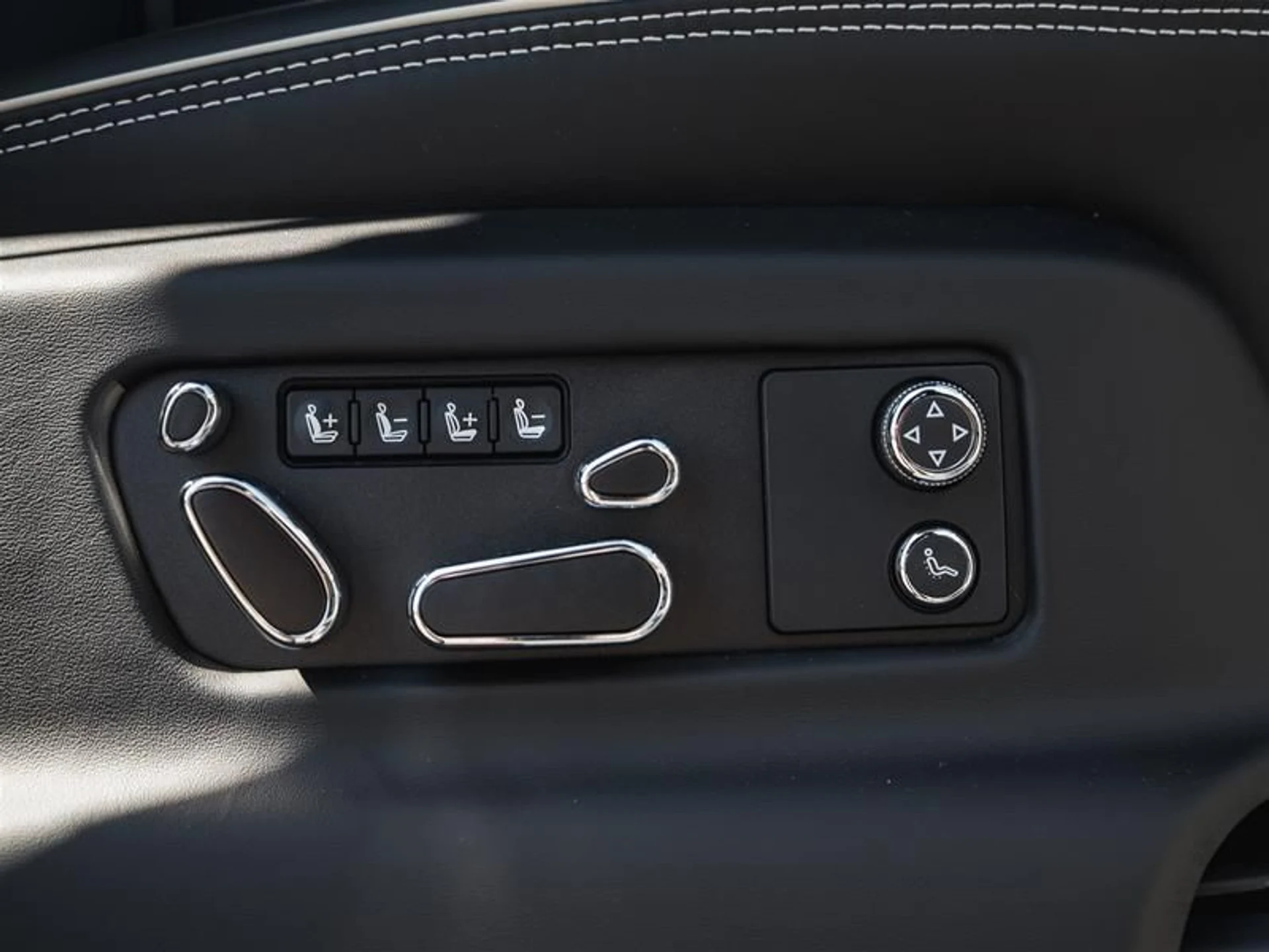 mph016_2514906428_uacntdm4_428b605b15