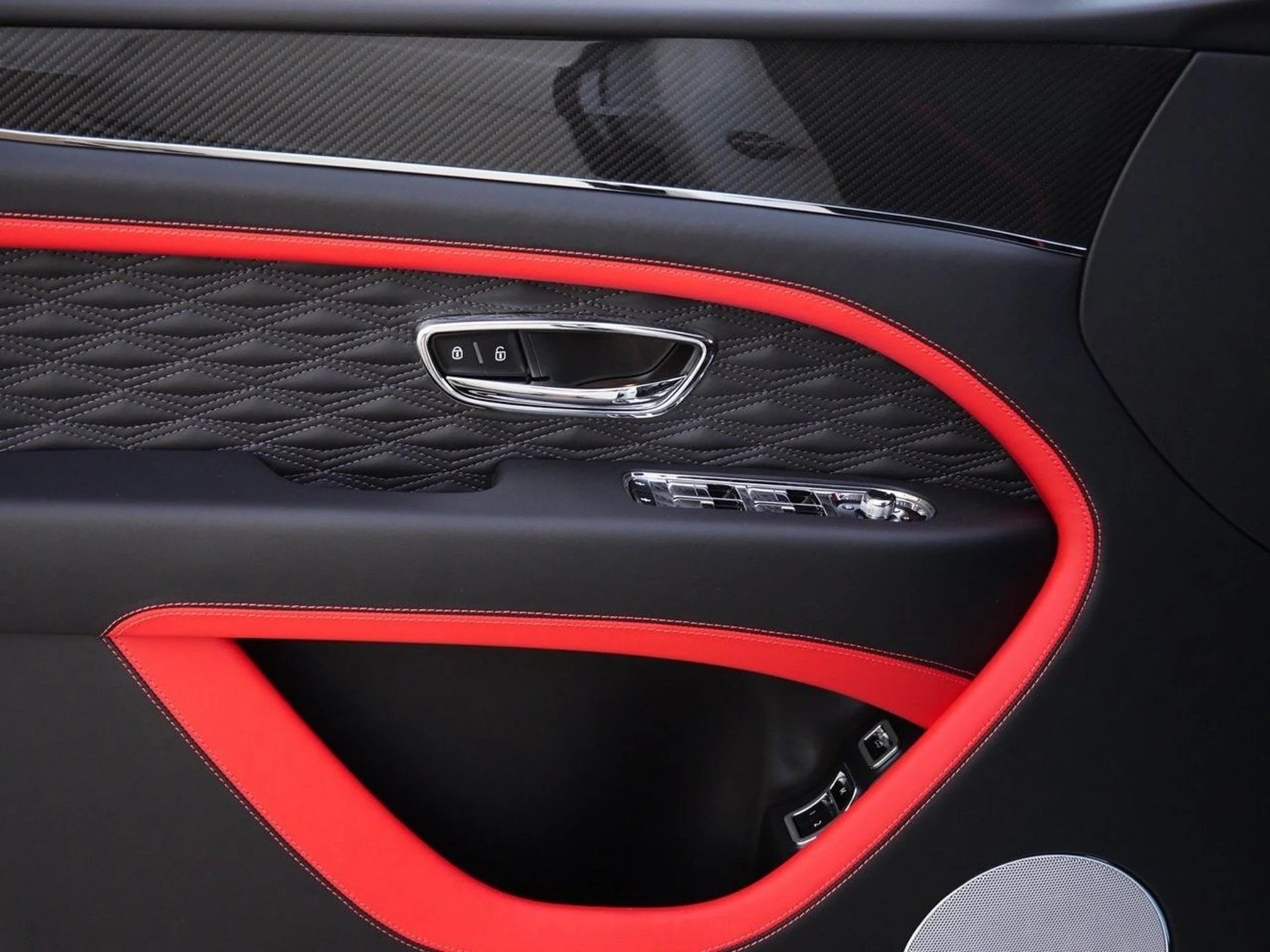 mph016_2516246898_0aa1a21677f3fd41f6846a5be4243c45x_127e31a2e3