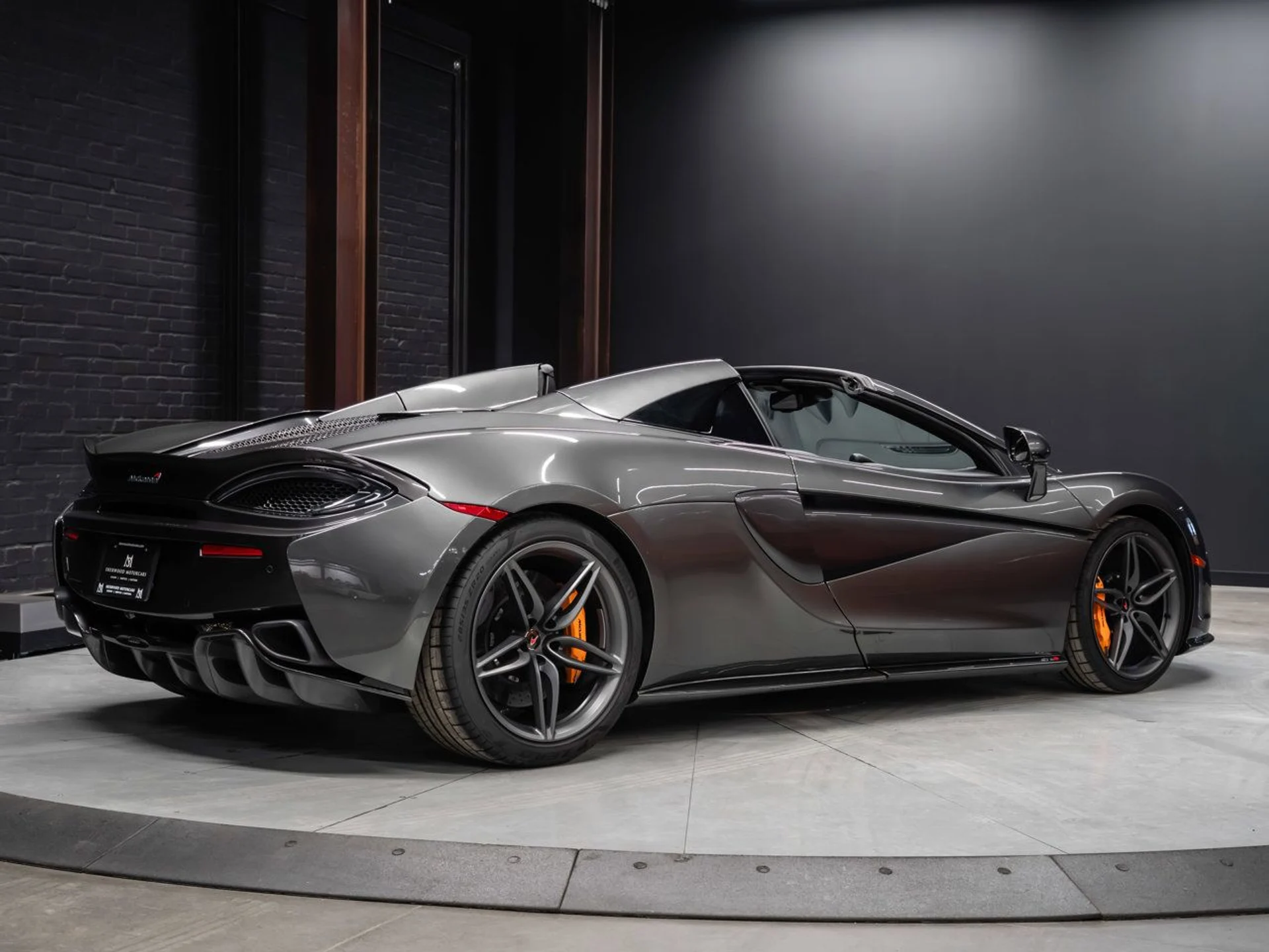 mph016_2520878013_mclaren_570s_2018_23cfd138f1