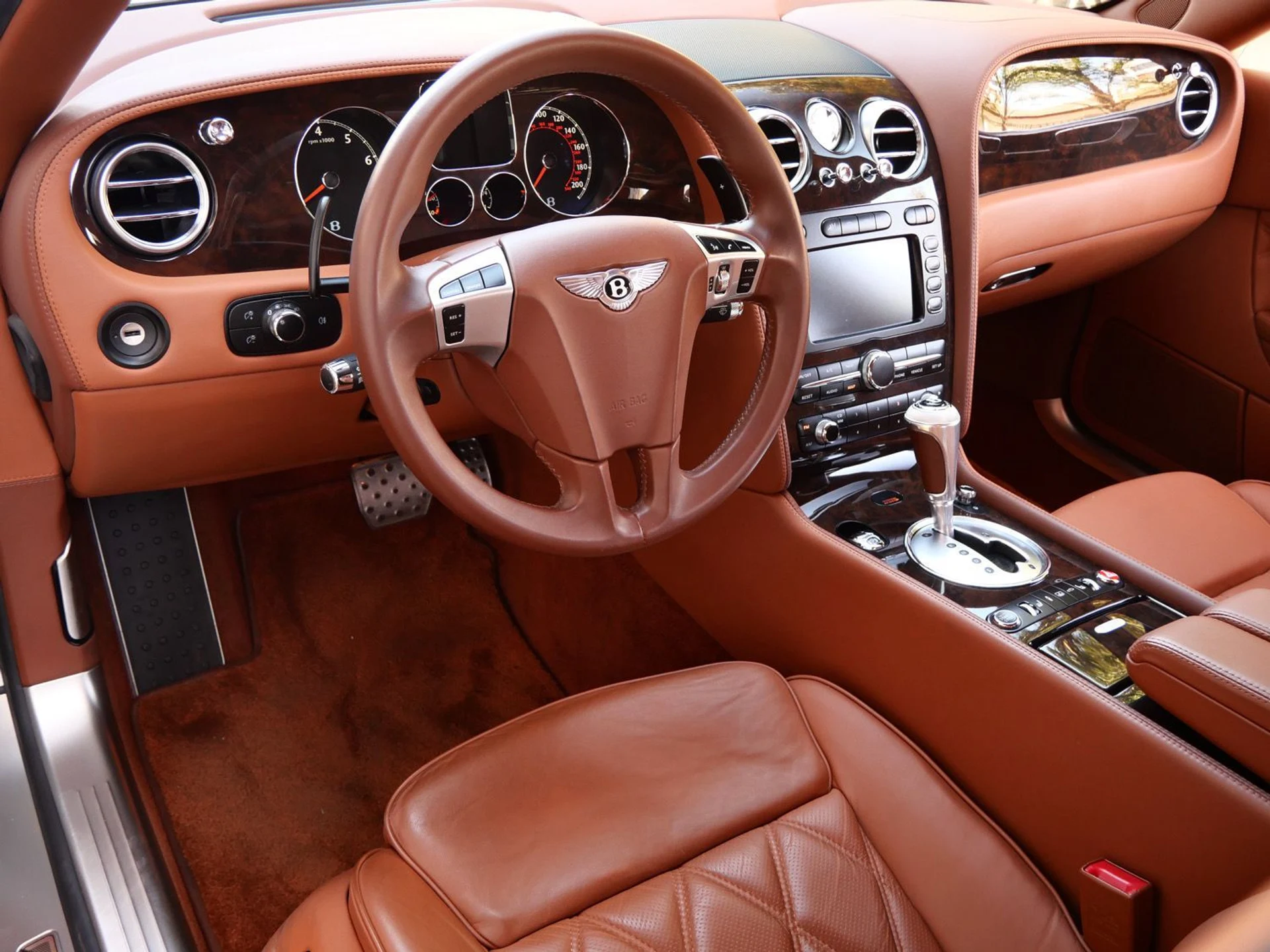 mph016_2521431670_cf8c8c0259c7d3508d9910450f628dbex_41c5bea74e