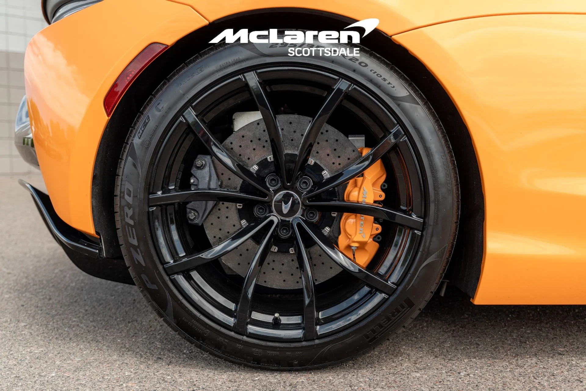 mph016_2522282061_Used_2024_MCLAREN_ARTURA_1753255131_e737231058