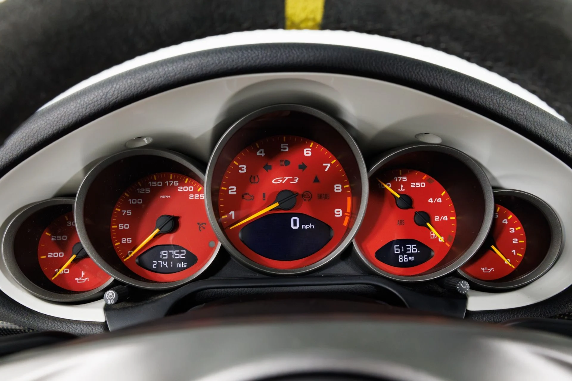 mph016_2527707654_Used_2011_Porsche_911_GT_3_RS_1784218526_e28f88df71