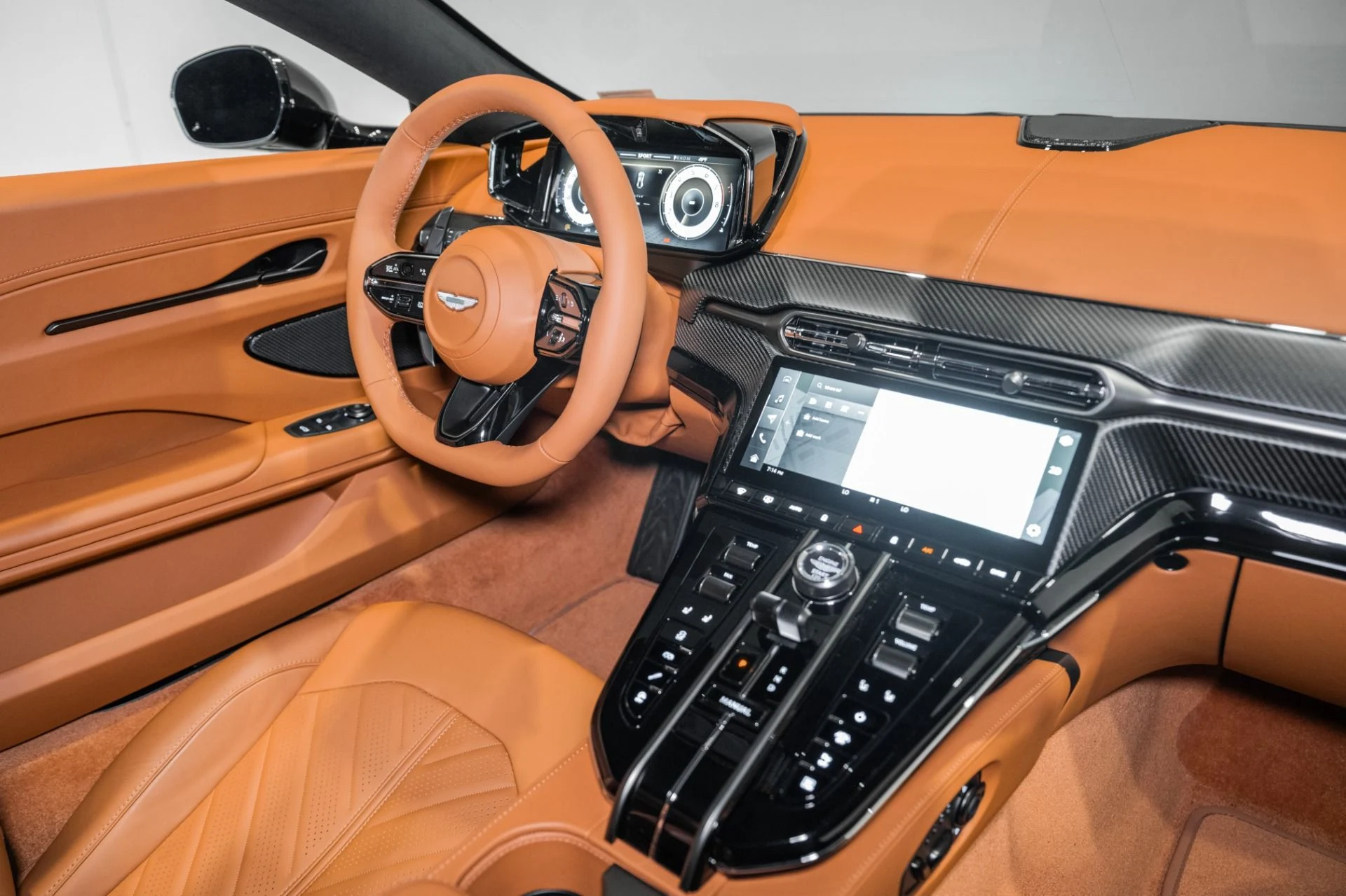 mph016_2535277457_New_2026_Aston_Martin_Vantage_S_Coupe_1767379959_75390a8155