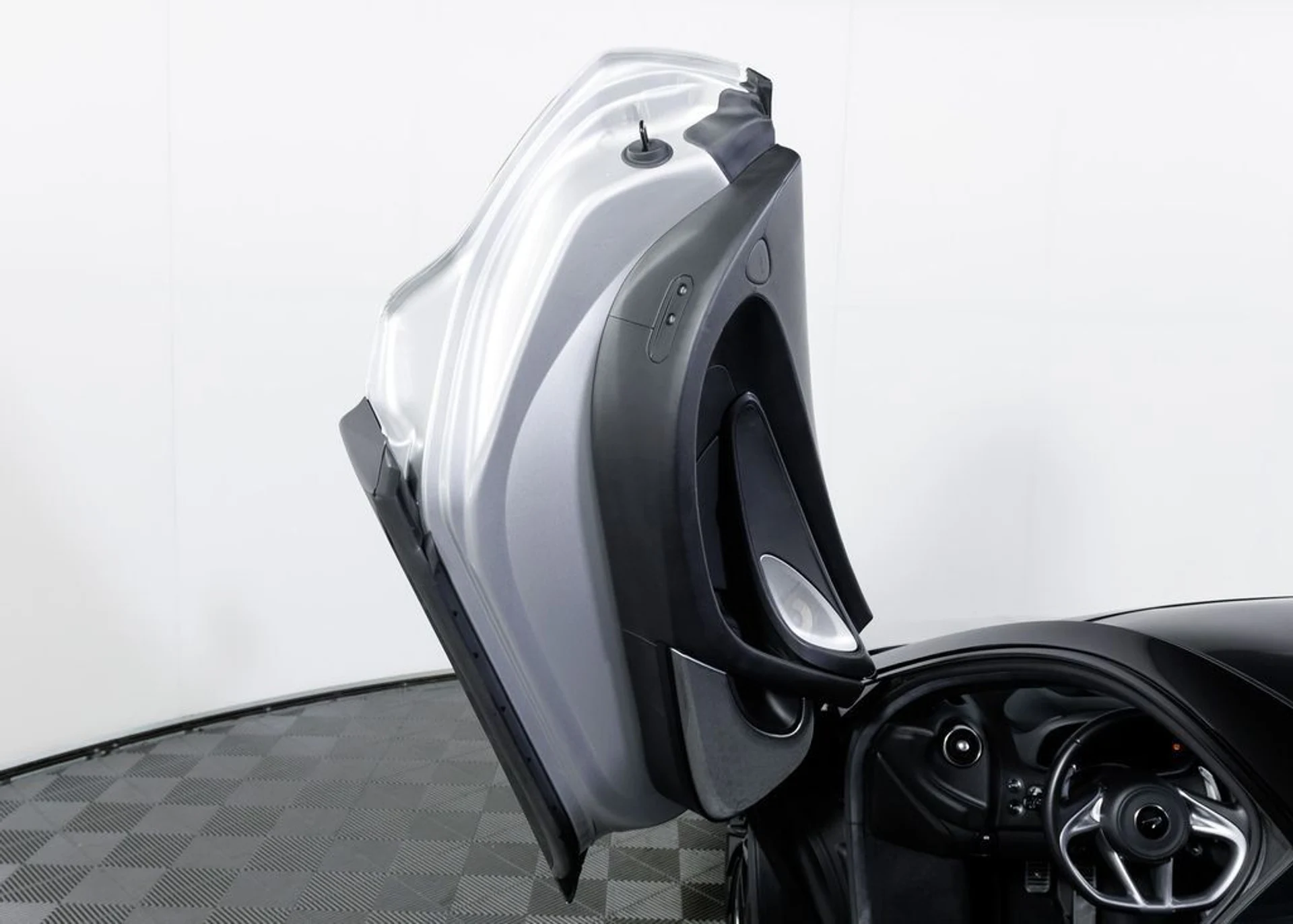 mph016_2539959152_7f568ce3ba72446e45dd692a4a422066_8335618b2a