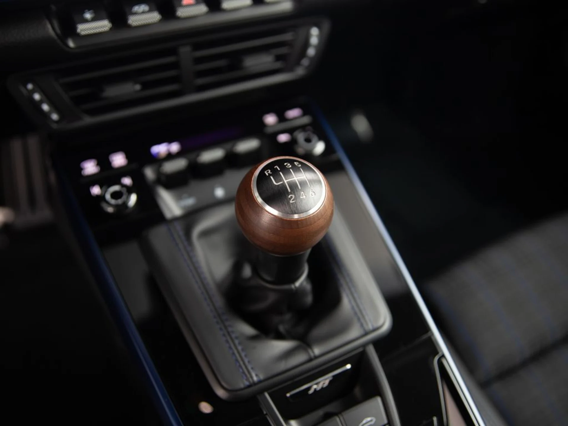 mph016_2540420082_894fcb2df49216213607bee99076cdcfx_1eb87c3ad9