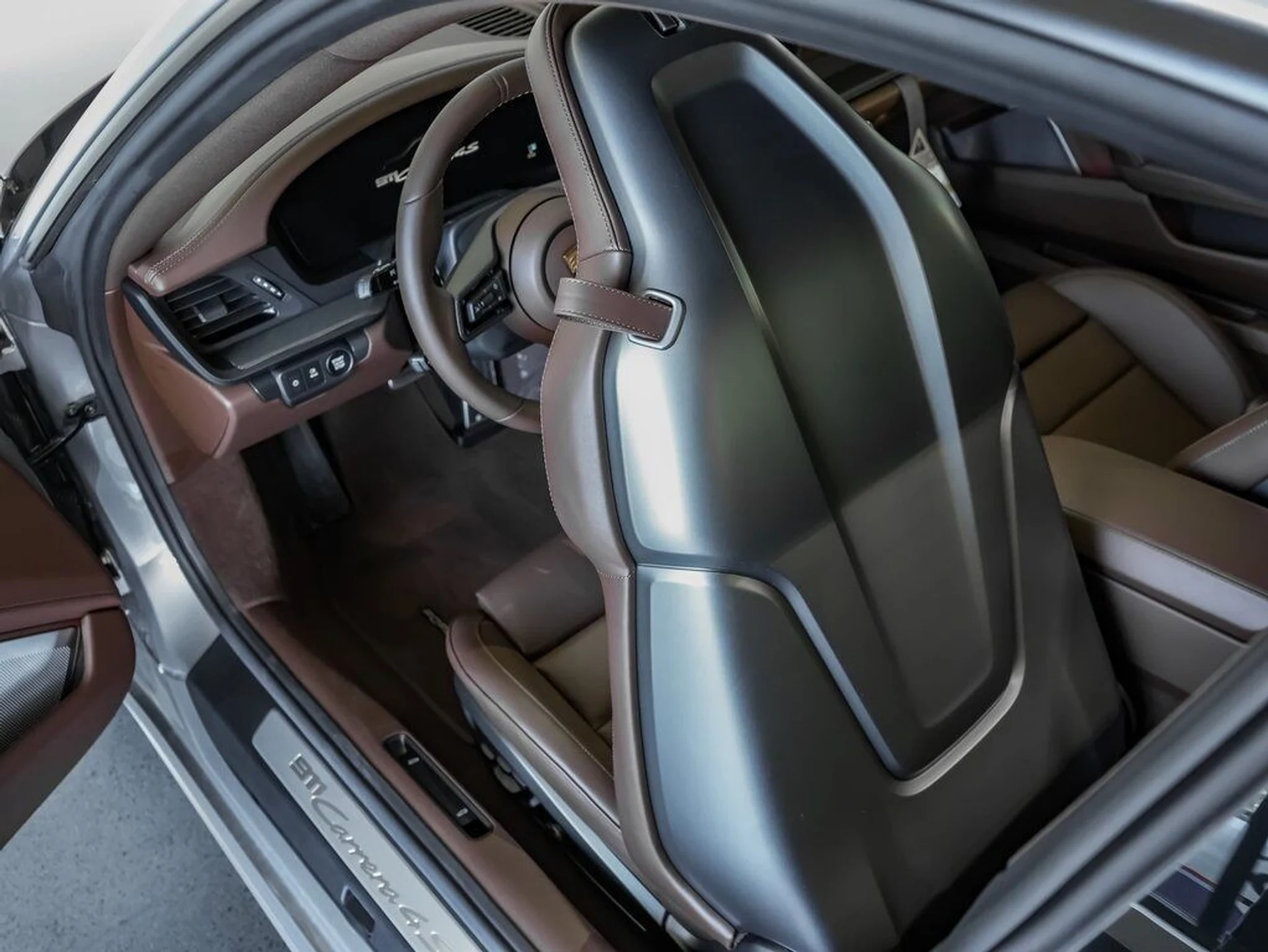 mph016_2542394938_f3ebb6658af853314302ece4c7f76704_3fa799ab2b