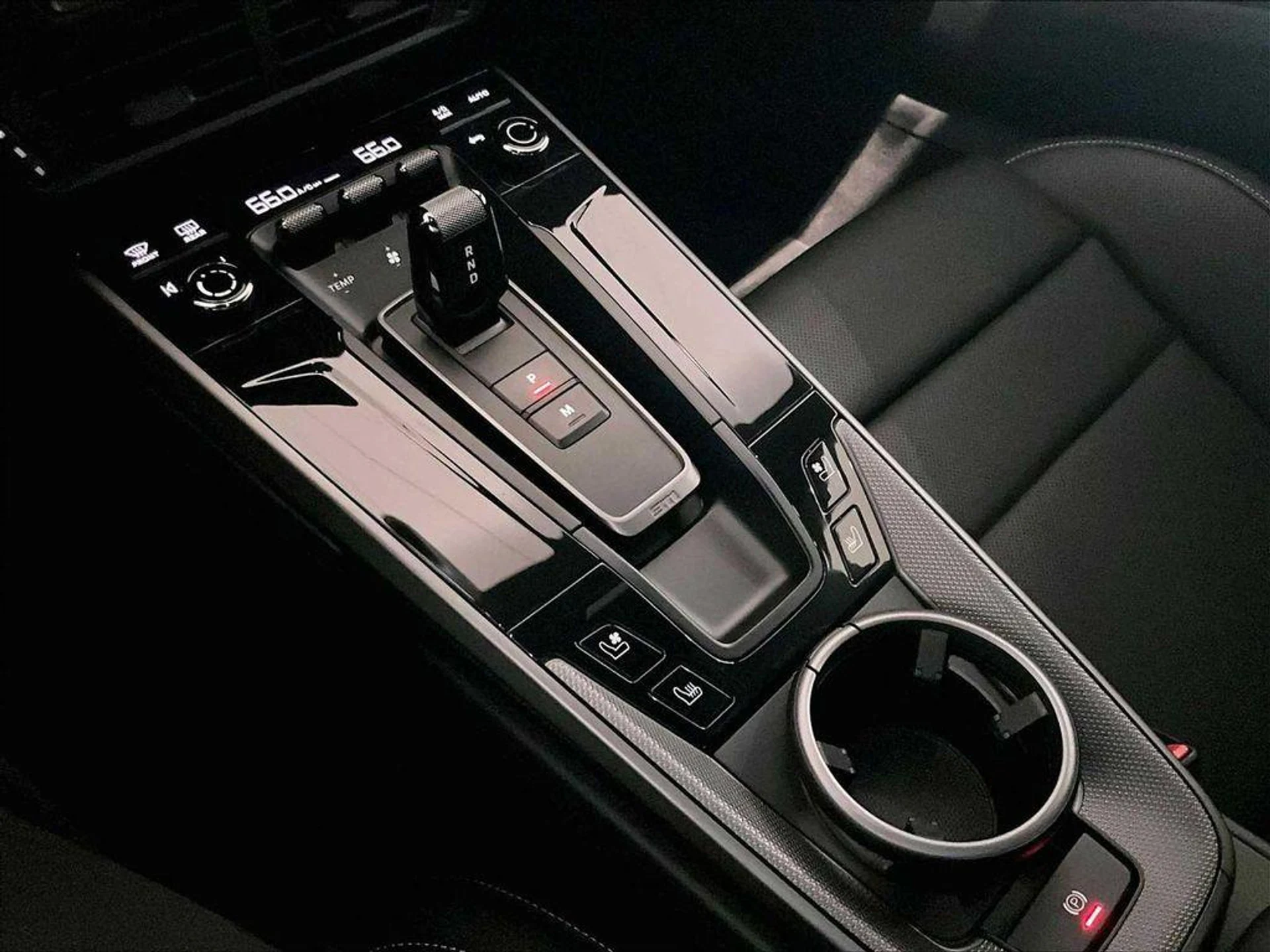 mph016_2543820563_DV_3_Y_Qsr_T7_Rm2_Pbp_Vx_K0p_Zmv_X0_P0_a0feab31da