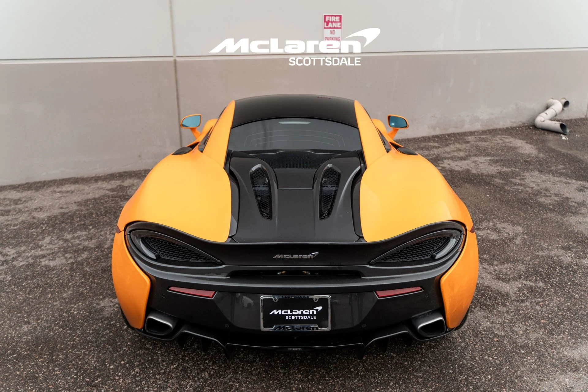 mph016_2545518740_Used_2019_MCLAREN_570_S_COUPE_1764041136_ed1ddb37eb