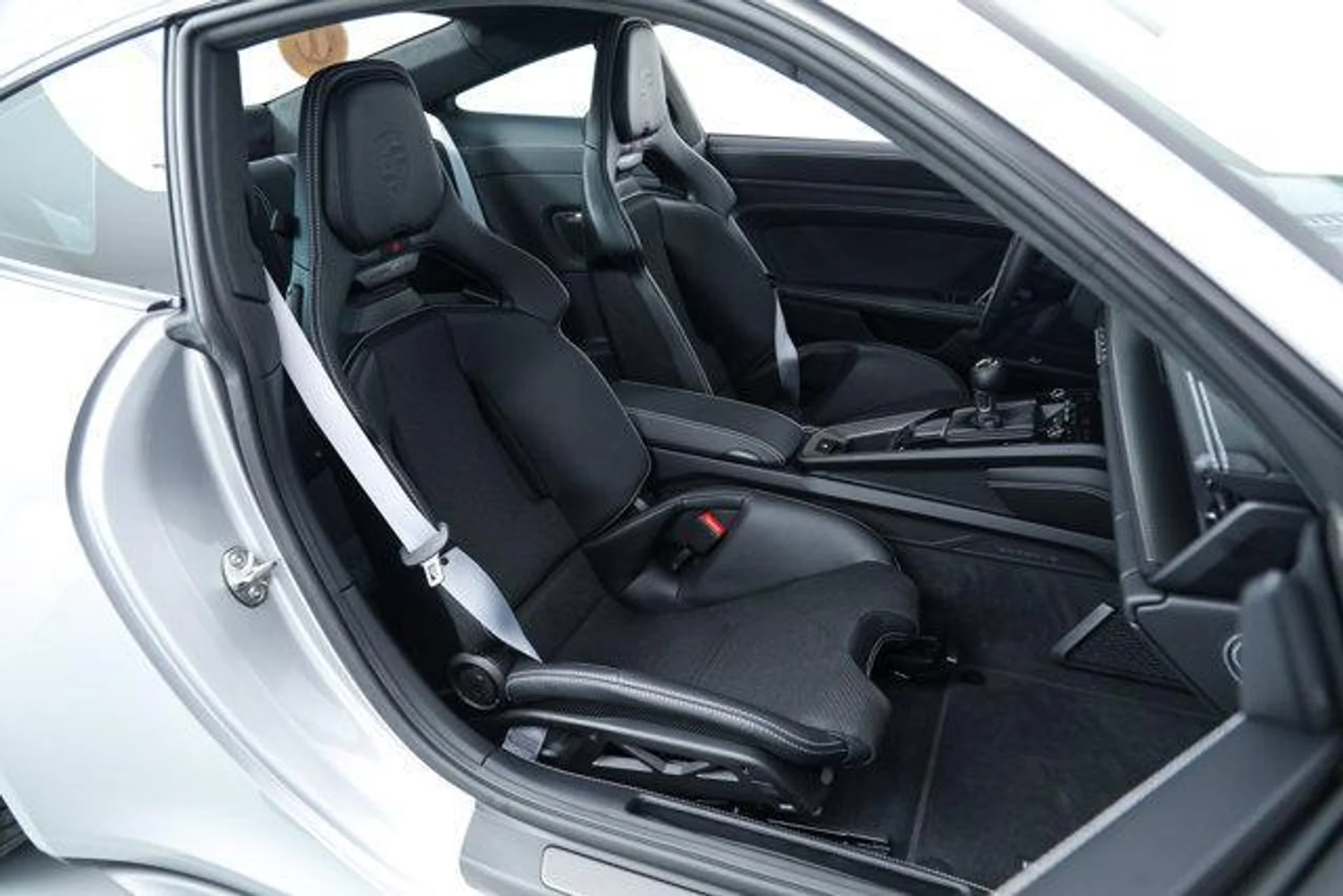 mph016_2546381832_8ibu_Wfy5jg2_J_aq5_L328yn8i_QE_dbfd878a21