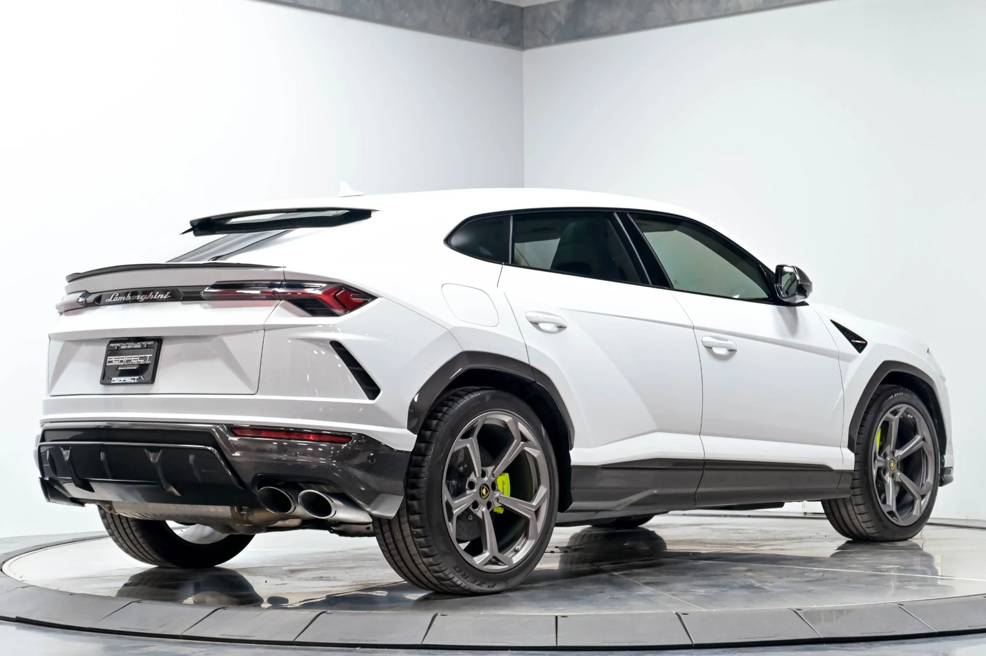 mph016_2551566979_Used_2020_Lamborghini_Urus_1778528583_74519bd01f