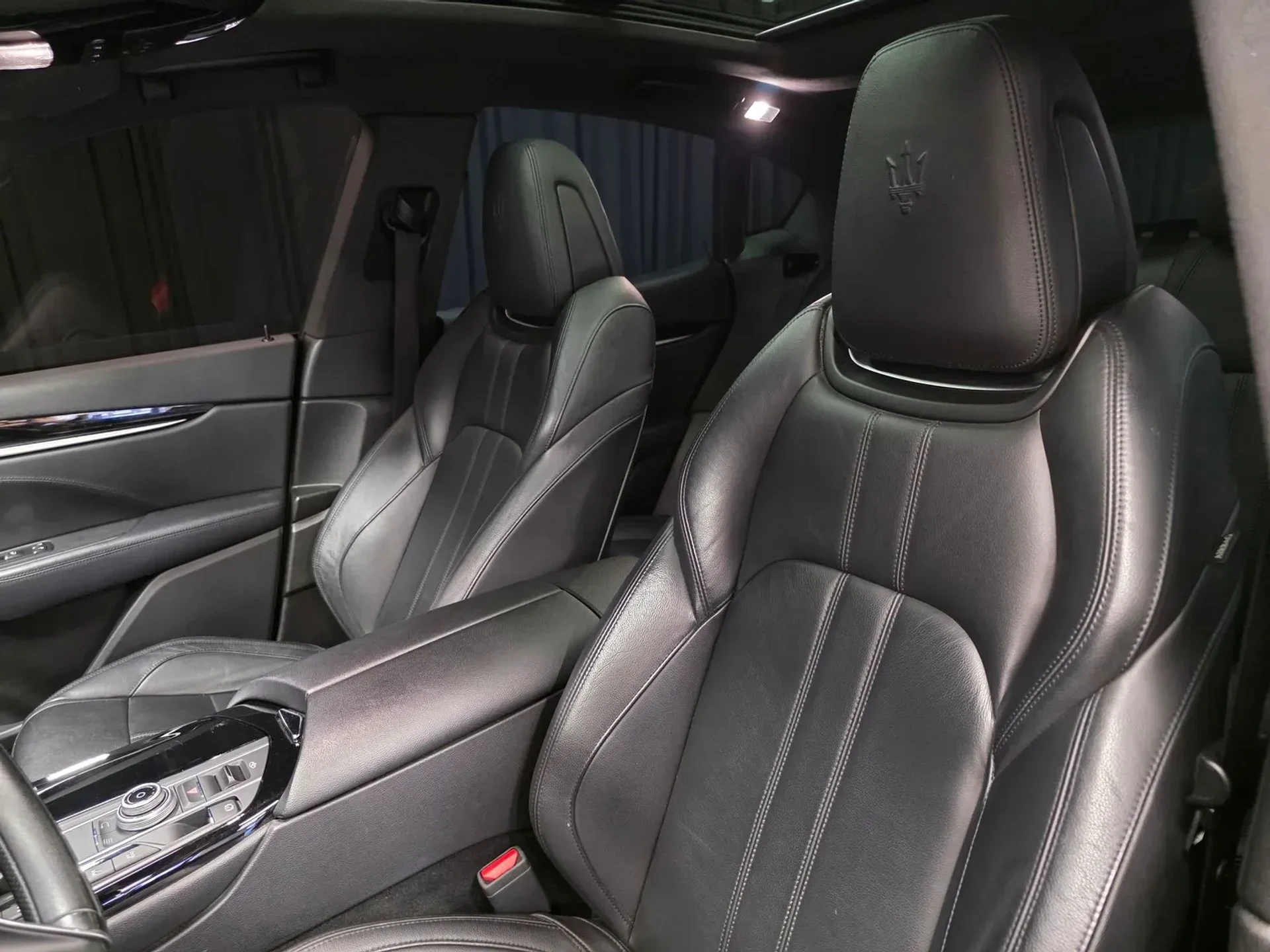 mph016_2552955698_5c04bb73_cd47_4797_8a4e_24f9ca6fa276_b74823ebcd