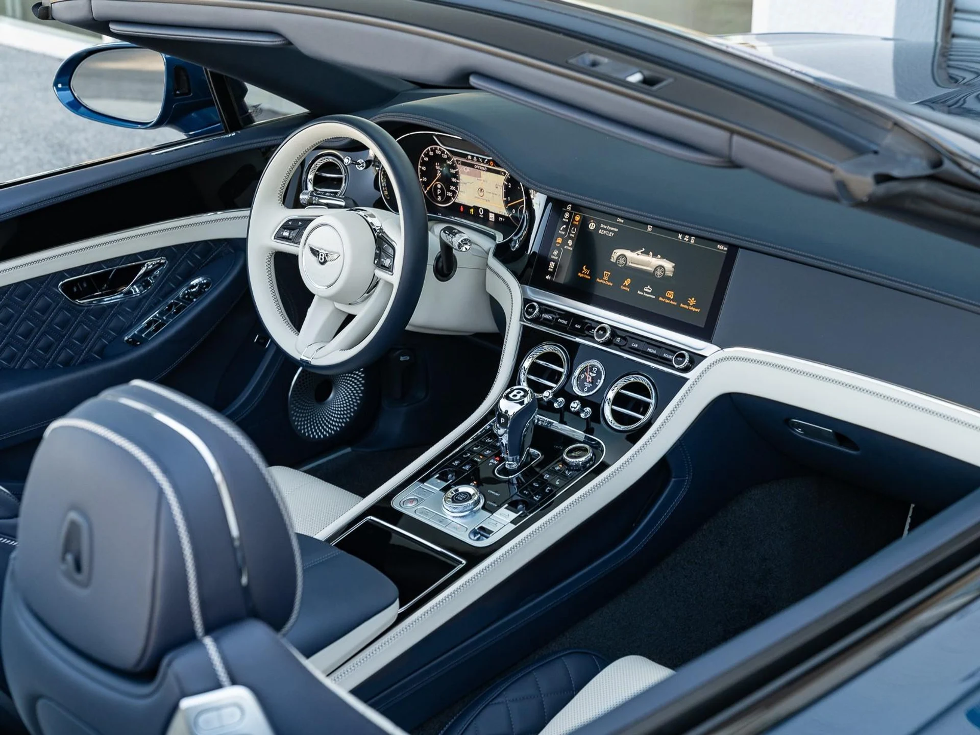 mph016_2555137317_Used_2022_Bentley_Continental_GT_V8_1764021969_758926c748