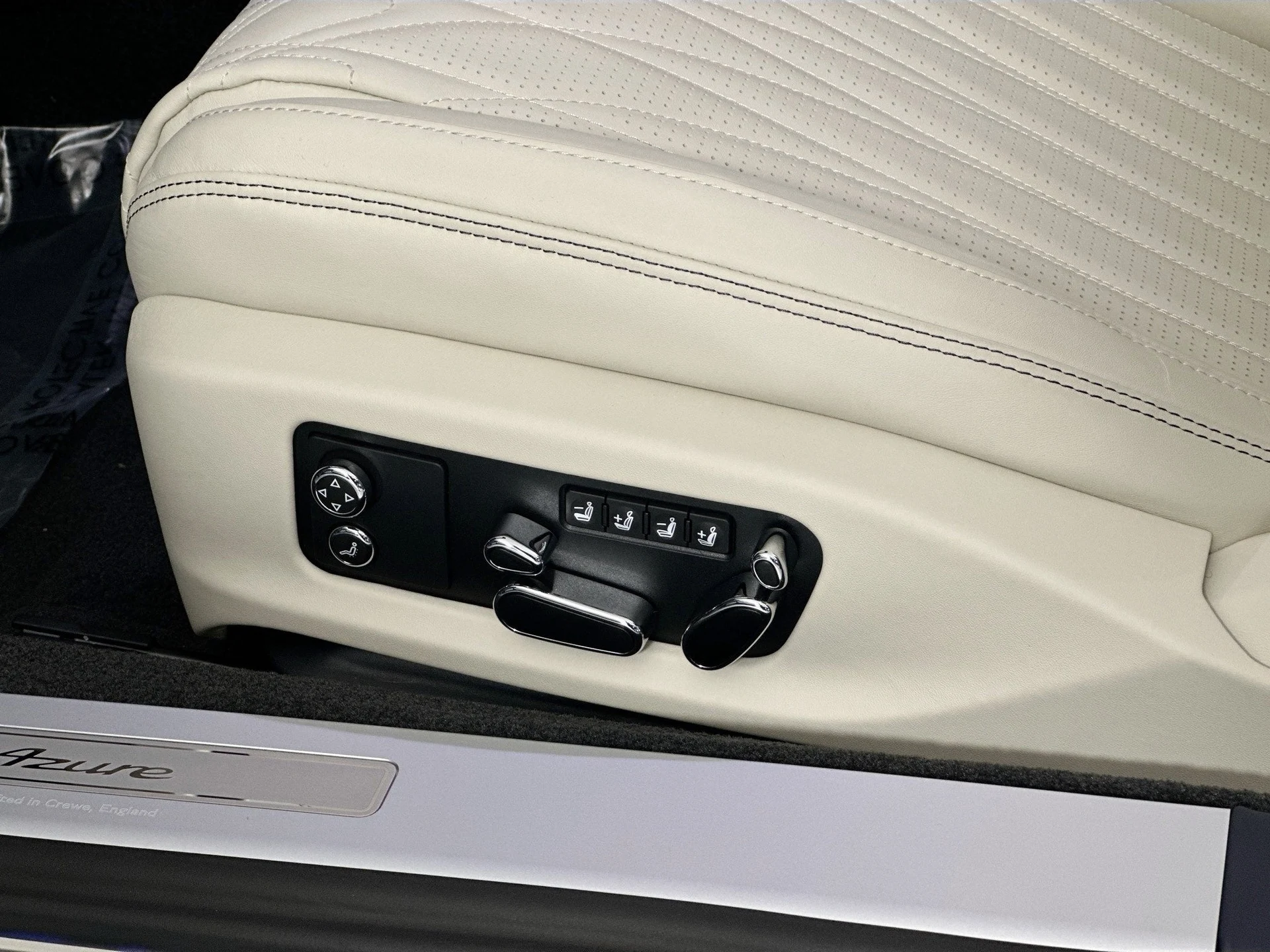 mph016_2556309406_17_d52fa7ccd0