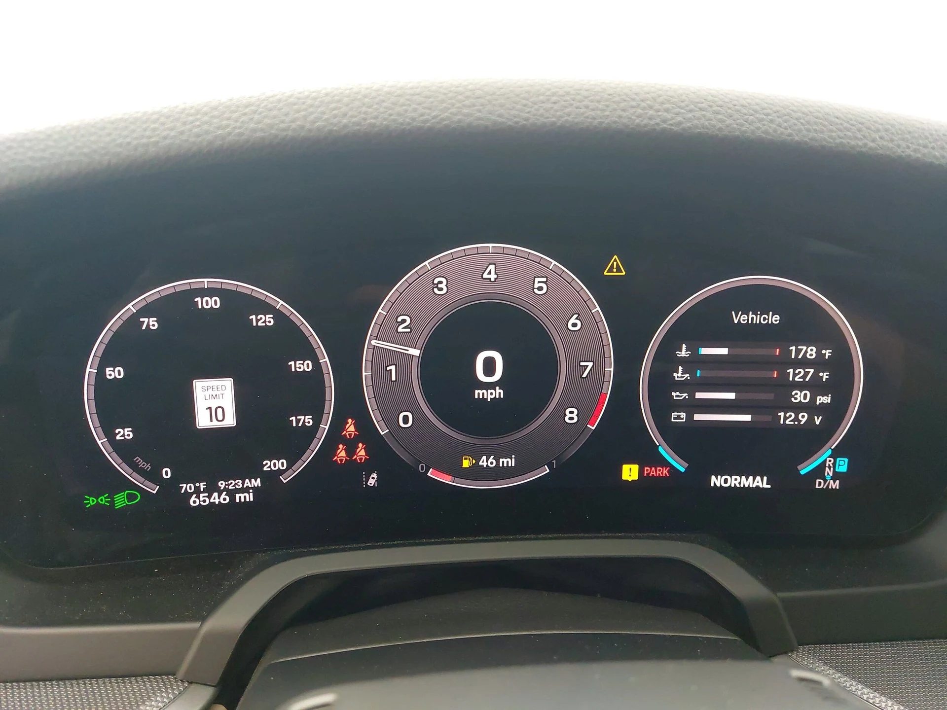 mph016_2556415850_572940f8822dfe4df300c80eb7af904ax_a55628e5b4