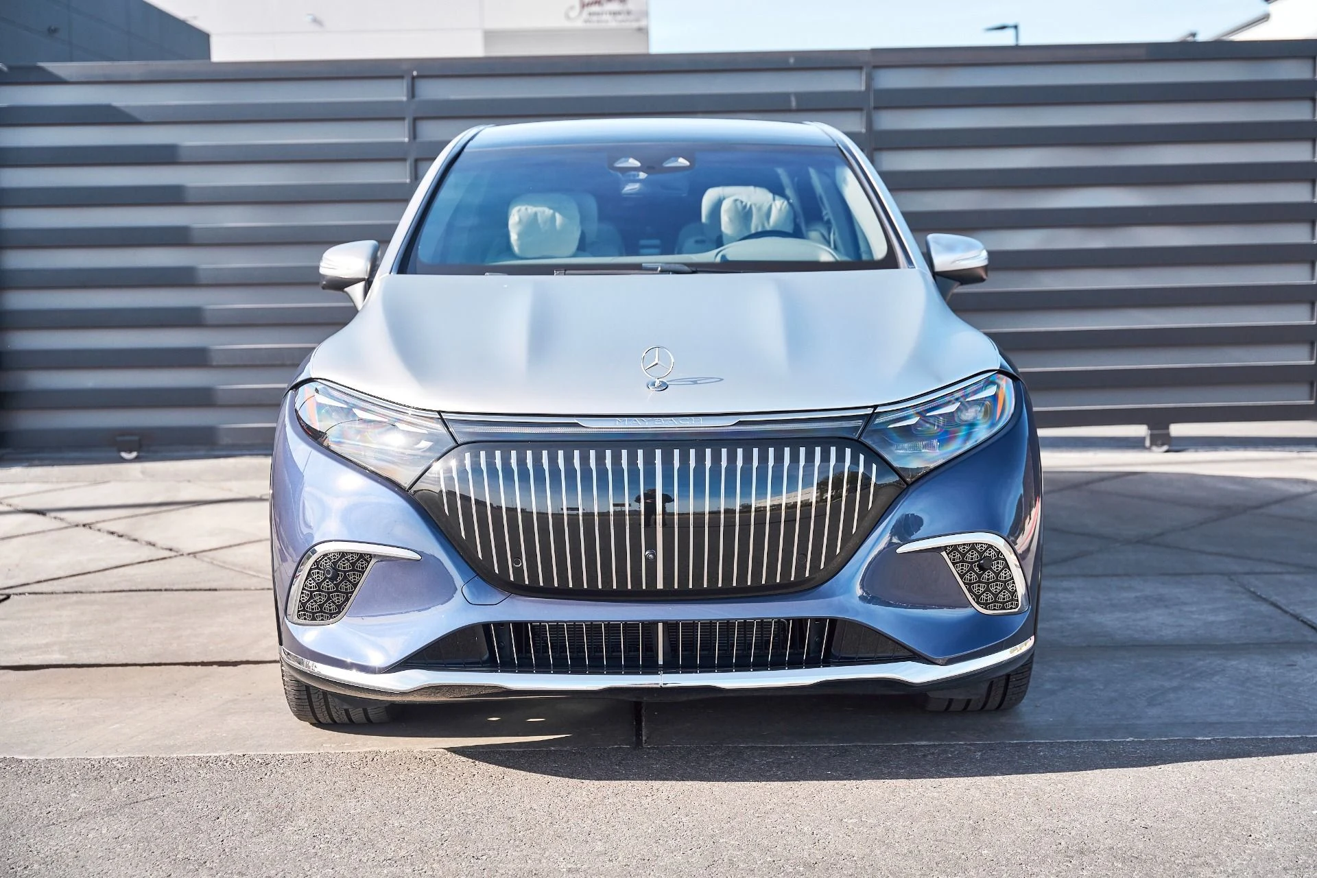 mph016_2561735594_Used_2024_Mercedes_Benz_EQS_Maybach_EQS_680_1766455842_27da8e1cdc