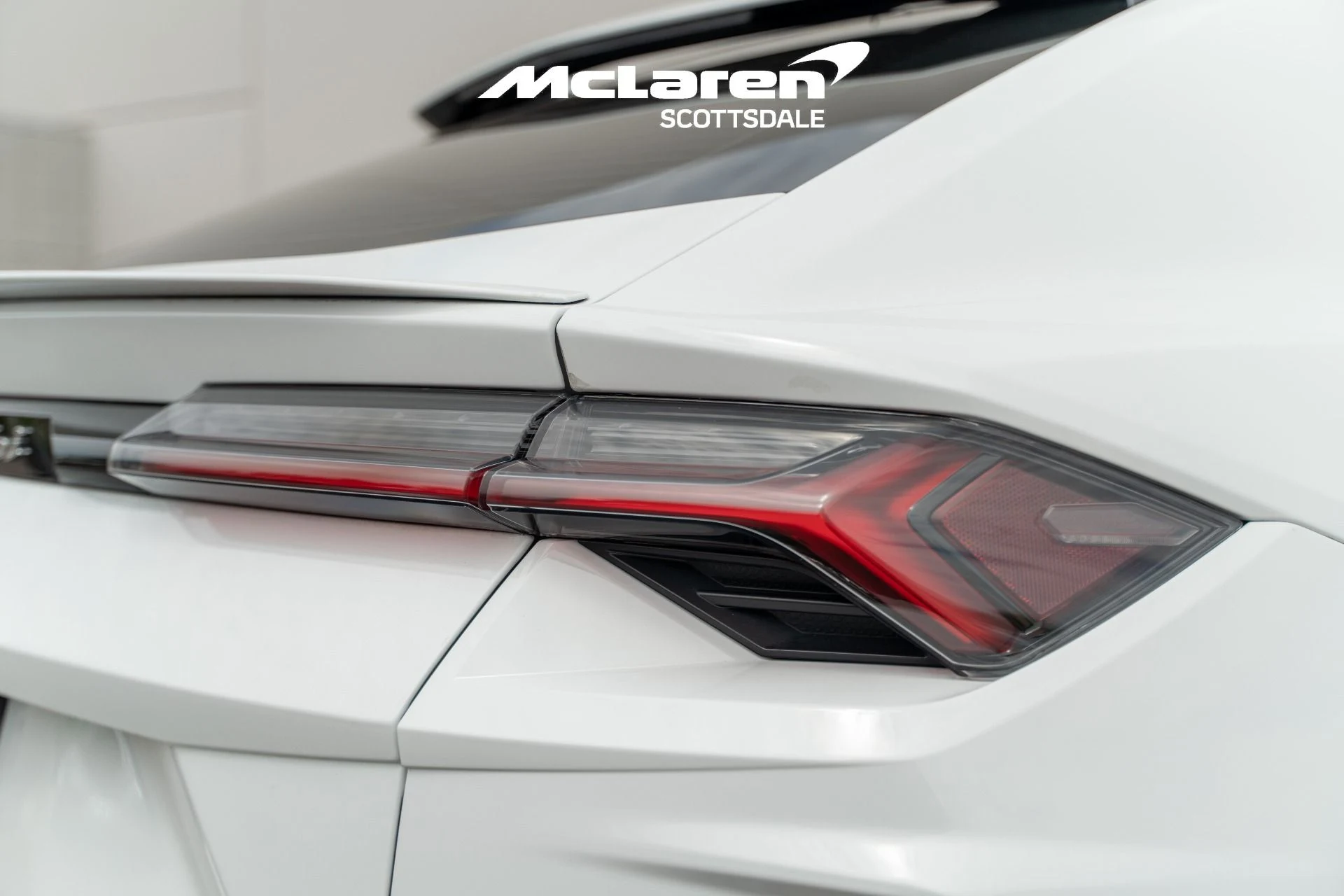 mph016_2566533928_Used_2021_LAMBORGHINI_URUS_1757137597_60e20174fa