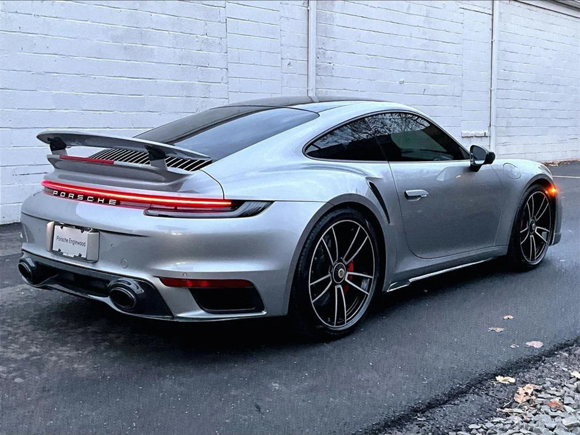 mph016_2566838369_v_Xg_Oaxn5ve3_N_Dw7y6lymu_C_Gkw_EM_2337ca3a4e