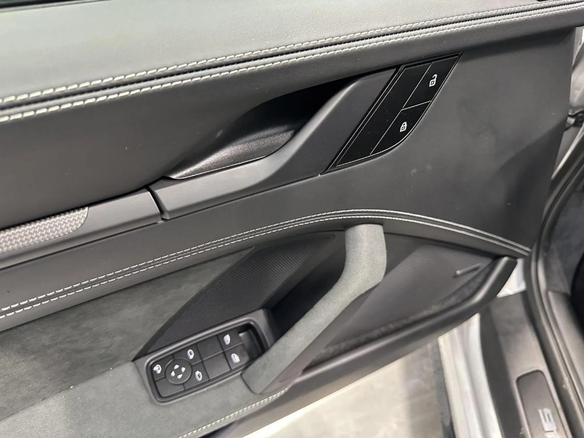 mph016_2567328567_B_Tajb_TJ_711dxs_Hh_Th_Rm_I_Lfc_VA_9o_8f9ca921df