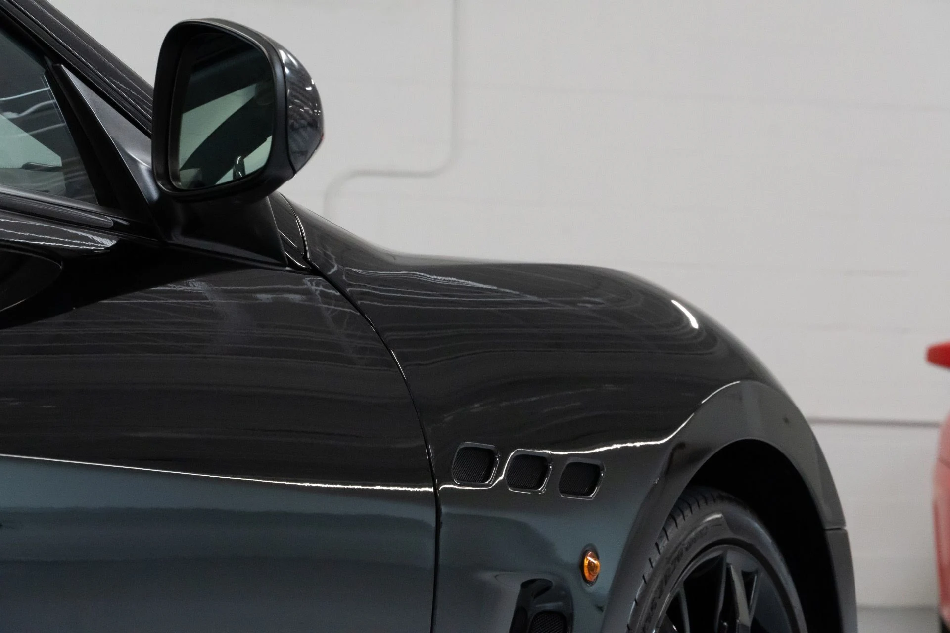 mph016_2567546289_Used_2012_Maserati_Gran_Turismo_MC_1692740001_07fc56610f