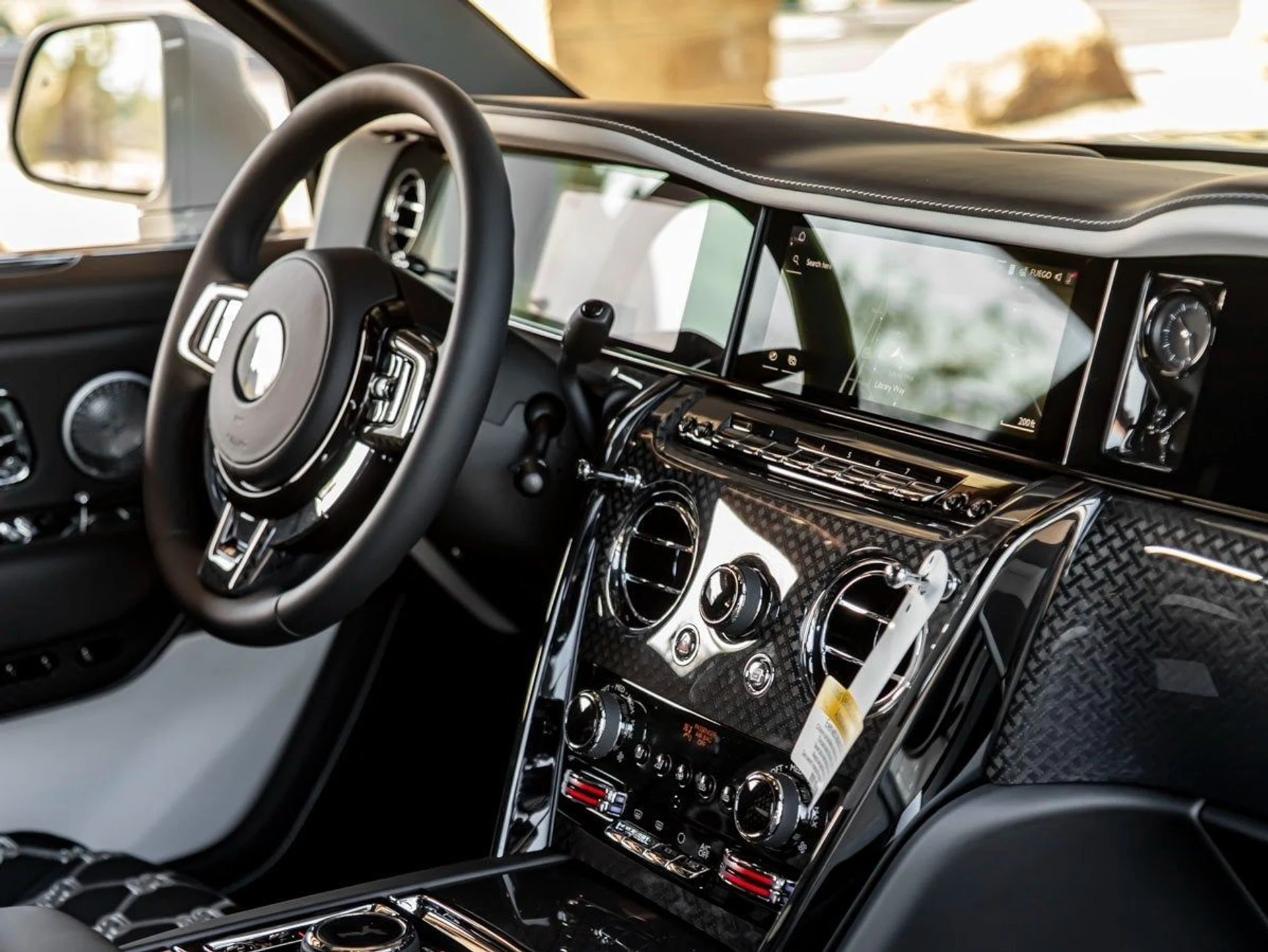 mph016_2569111733_17_6e08e0a460