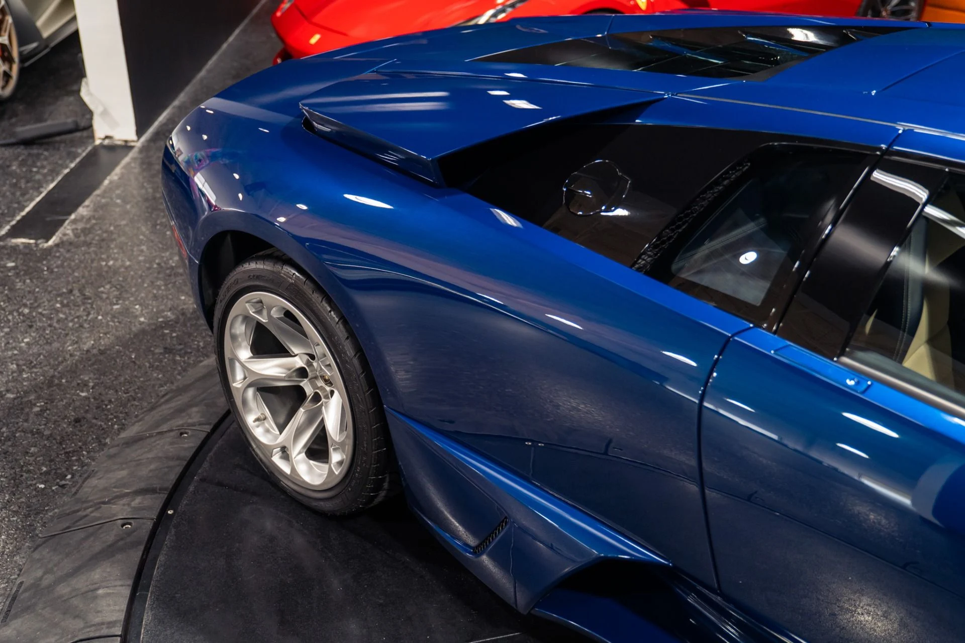 mph016_2569976276_Used_2008_Lamborghini_Murcielago_LP_640_ONLY_1273_MILES_1785959532_aa41f4c0fd